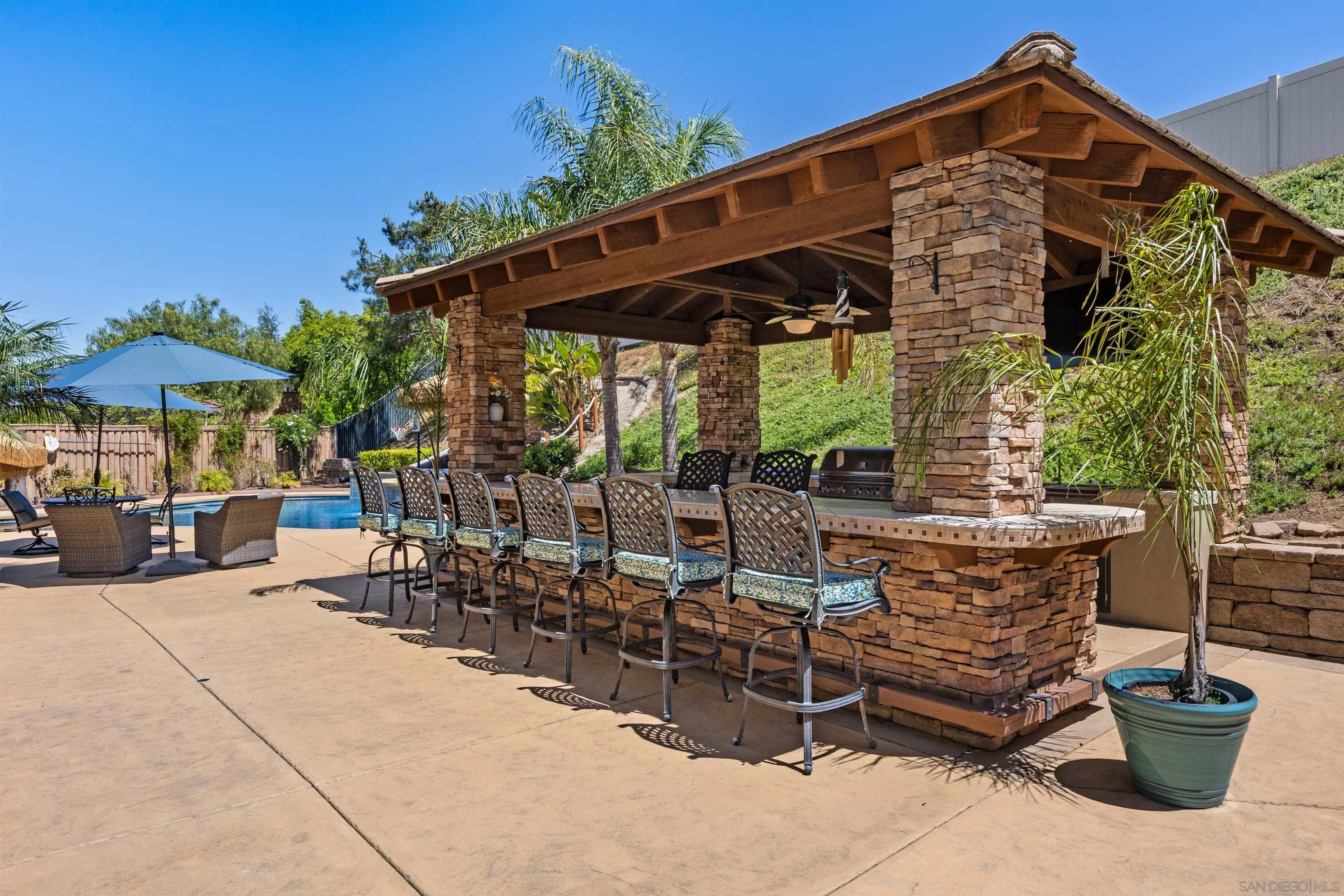 https://cdn.realtyfeed.com/cdn/127/260009125/c98ee8cff96196c2a04a3a13d2f9e5db.webp