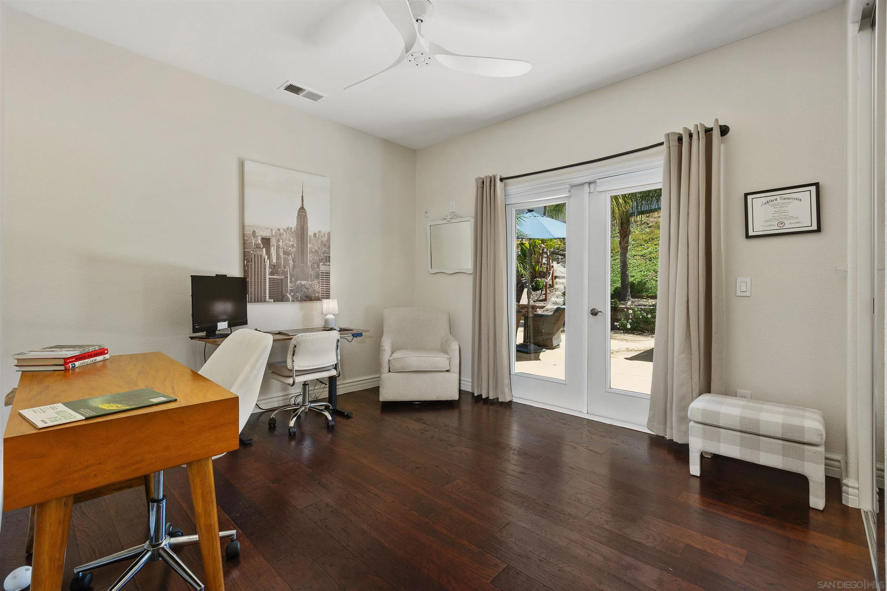 https://cdn.realtyfeed.com/cdn/127/260009125/defd5bf974f26066268f567bd4195a24.webp