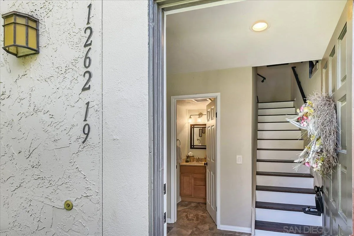 Photo #4: 260009130 Listing: Photo #4