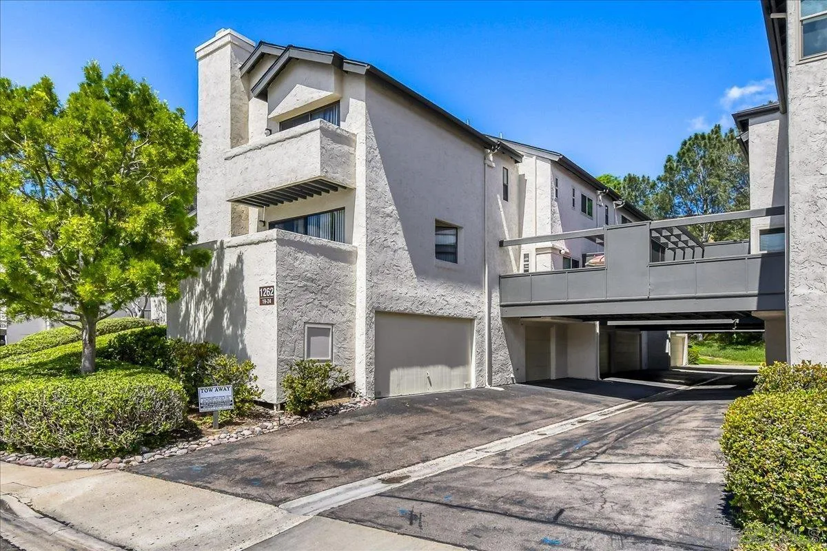 Photo #33: 260009130 Listing: Photo #33