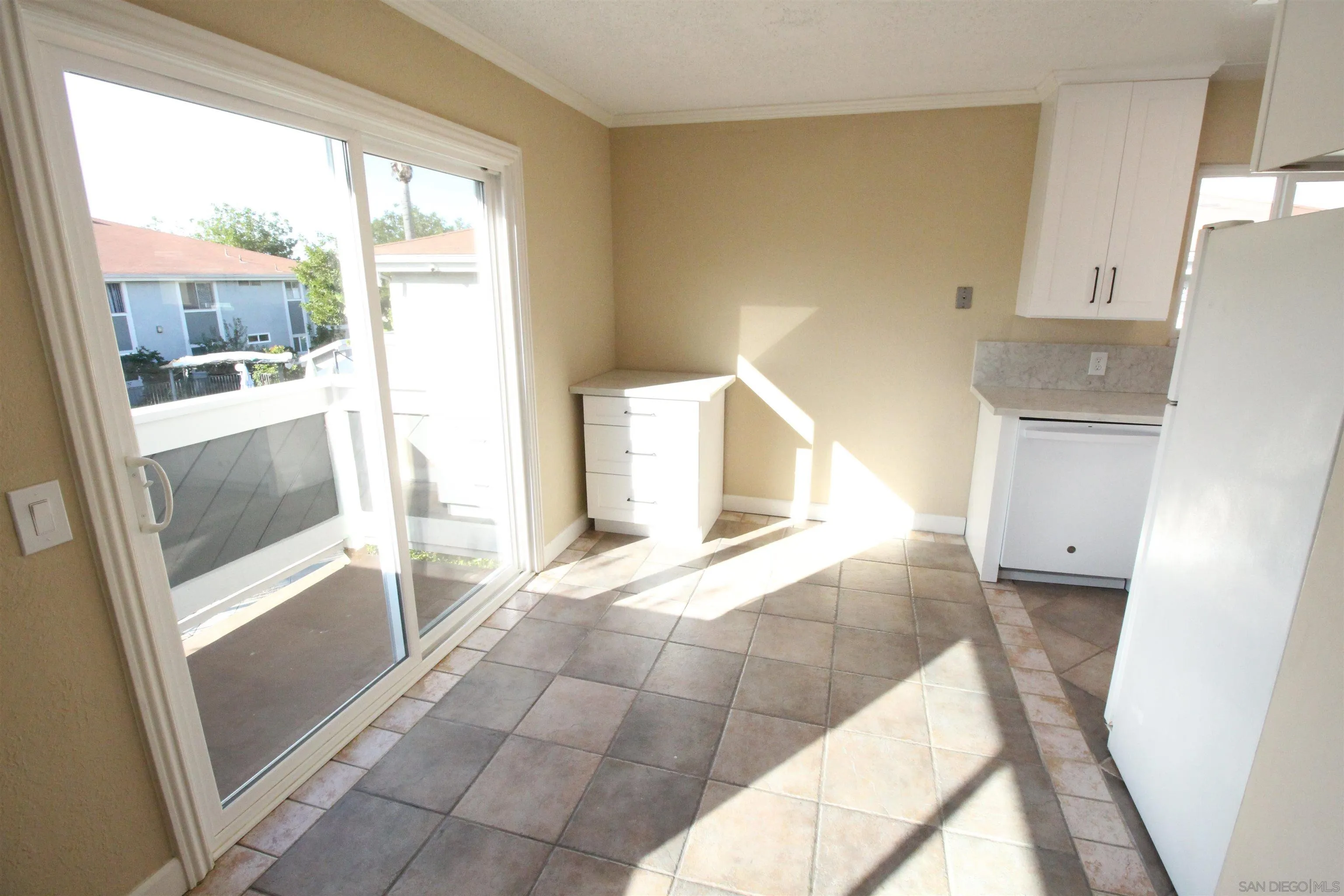 Photo #3: 260009131 Listing: Photo #3