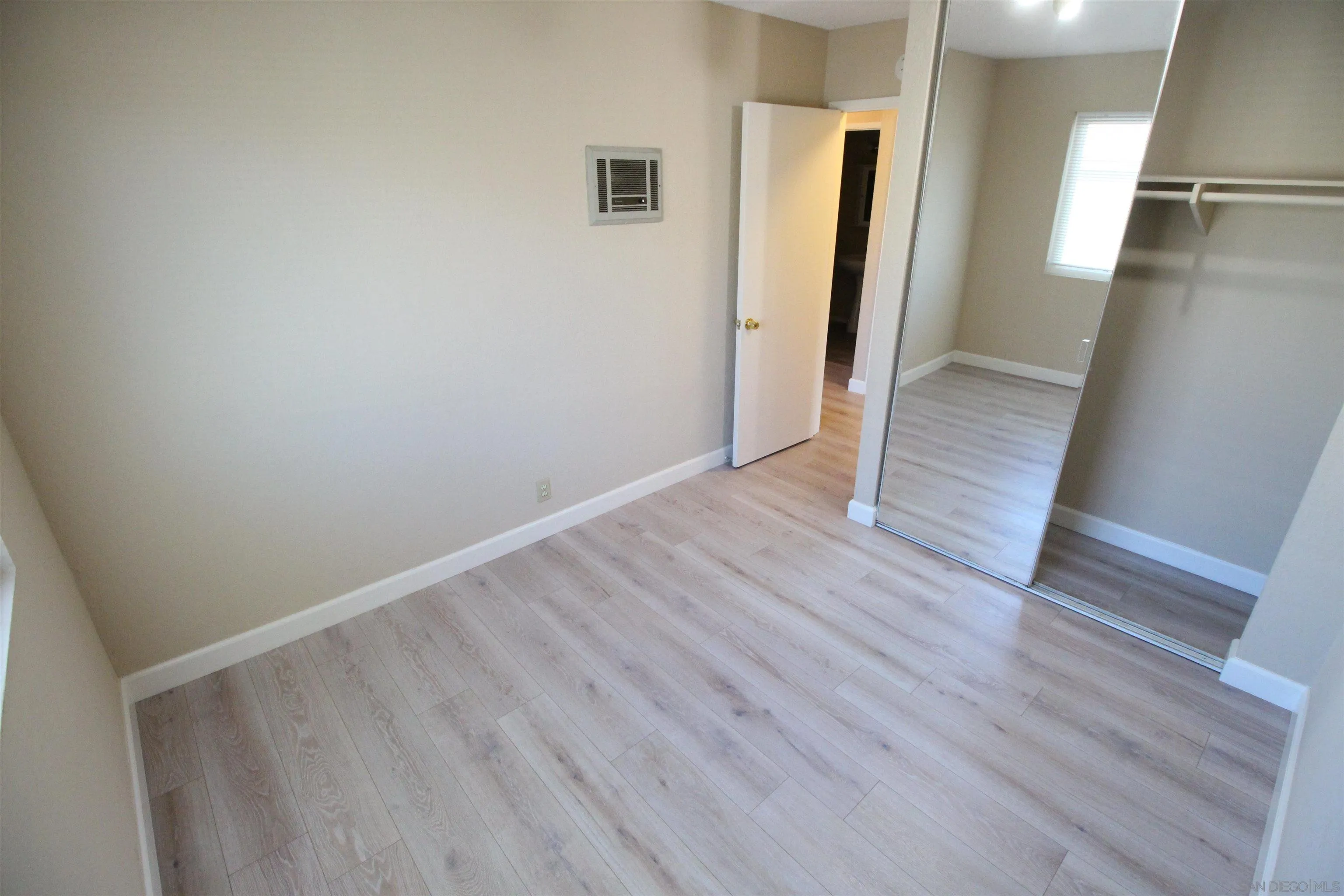 Photo #13: 260009131 Listing: Photo #13