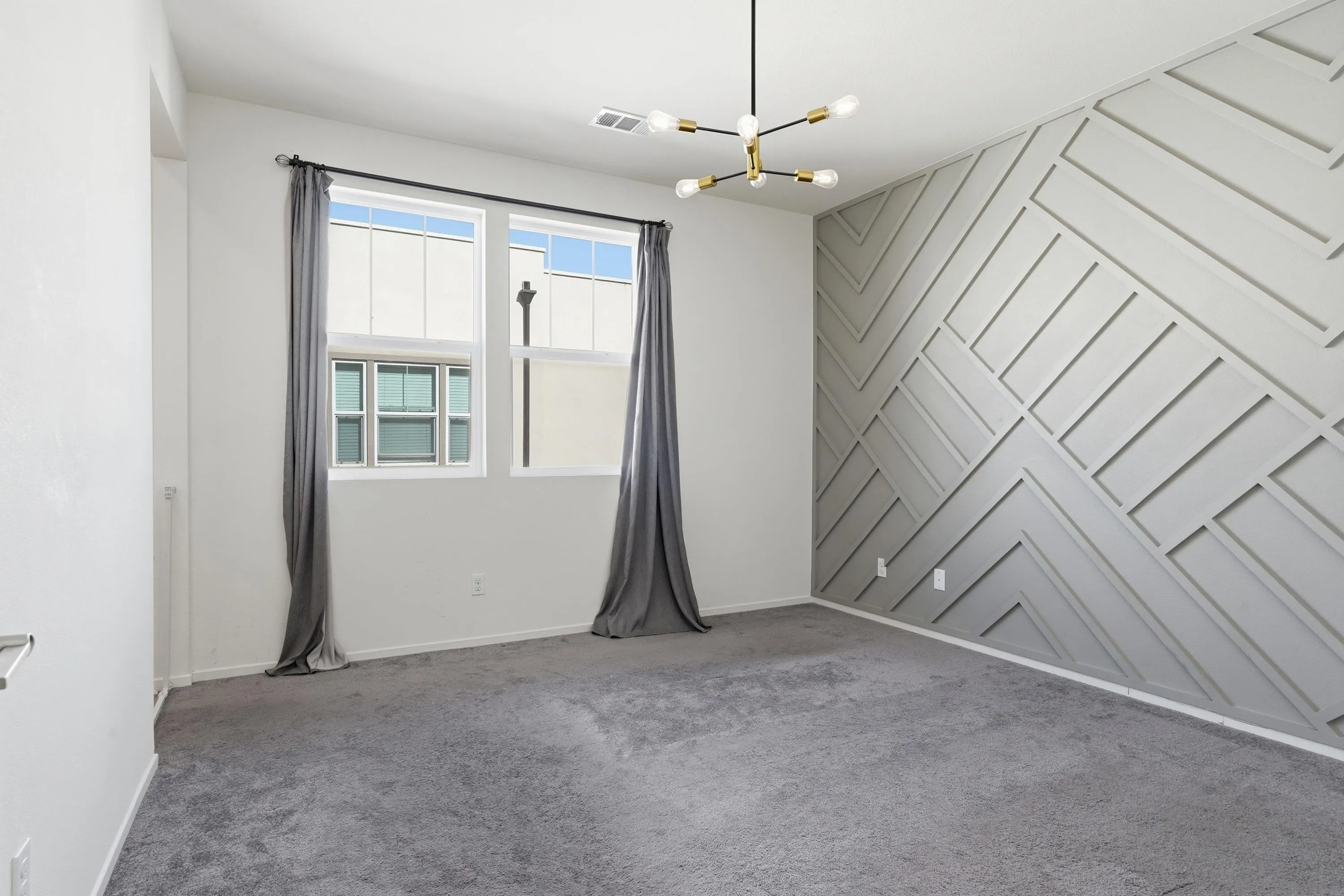 https://cdn.realtyfeed.com/cdn/127/260009137/381e4f07a2a3ad4fd67ad4352cf64b2d.webp