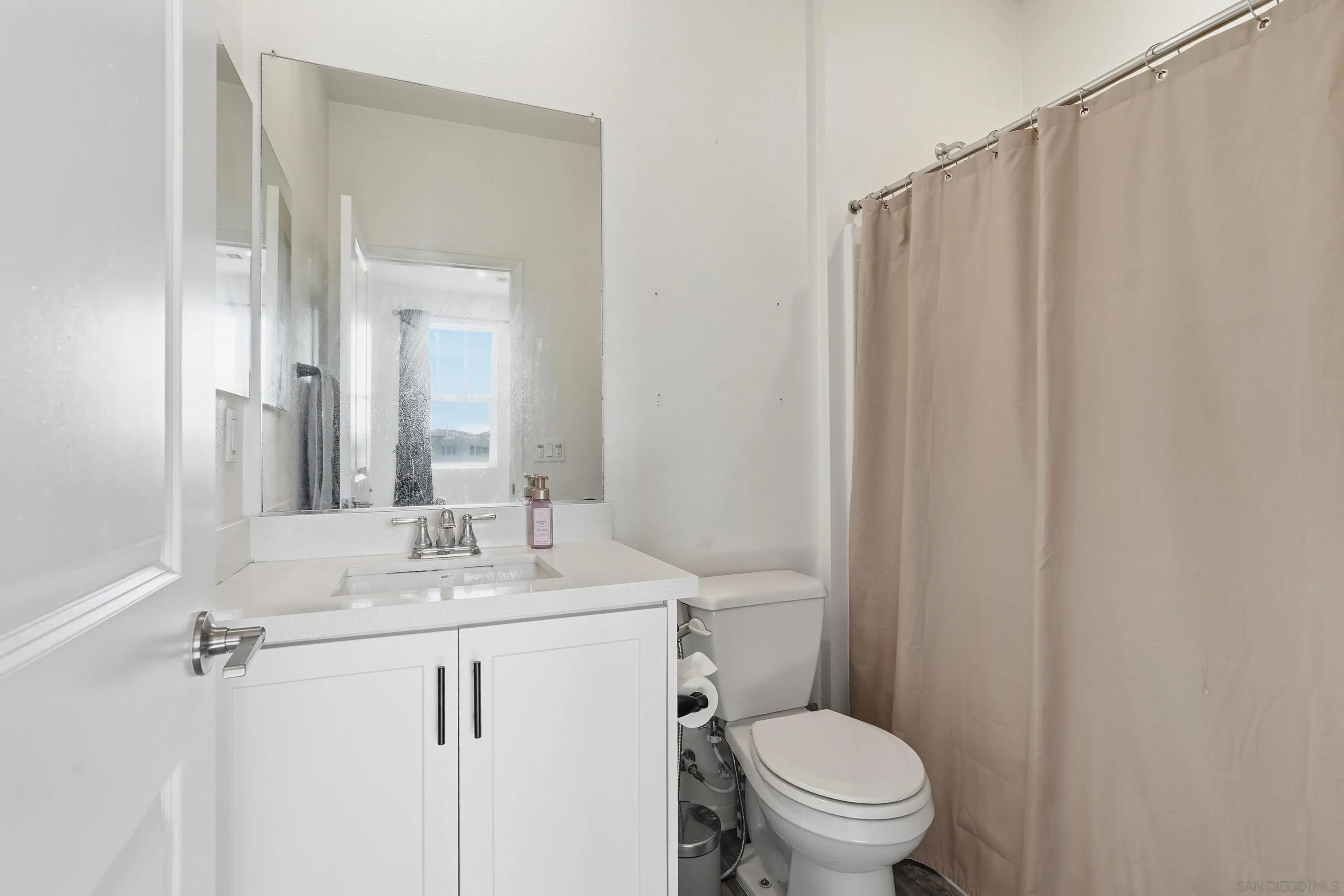 Photo #12: 260009137 Listing: Photo #12