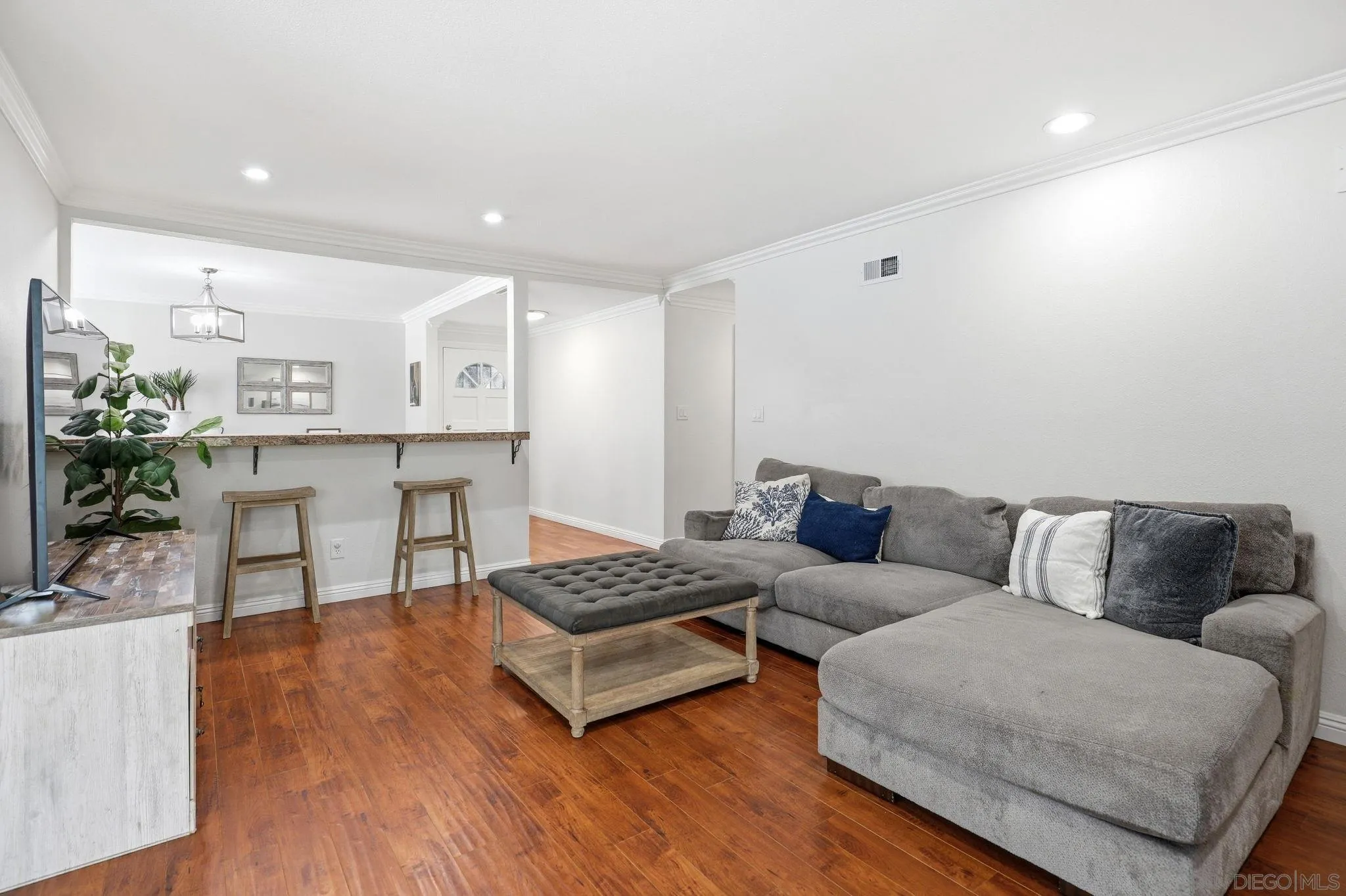 5853 Haber St., San Diego, CA, 92122