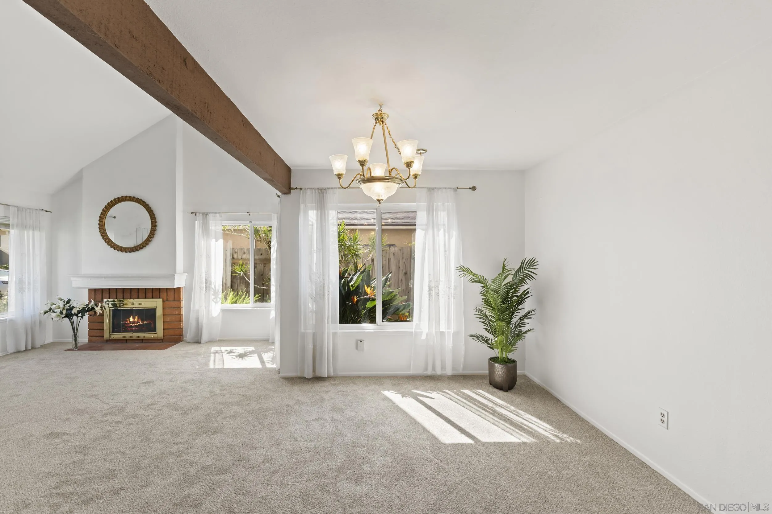 https://cdn.realtyfeed.com/cdn/127/260009139/97339f0a7d6dee9d71a96e42c11a9e7d.webp