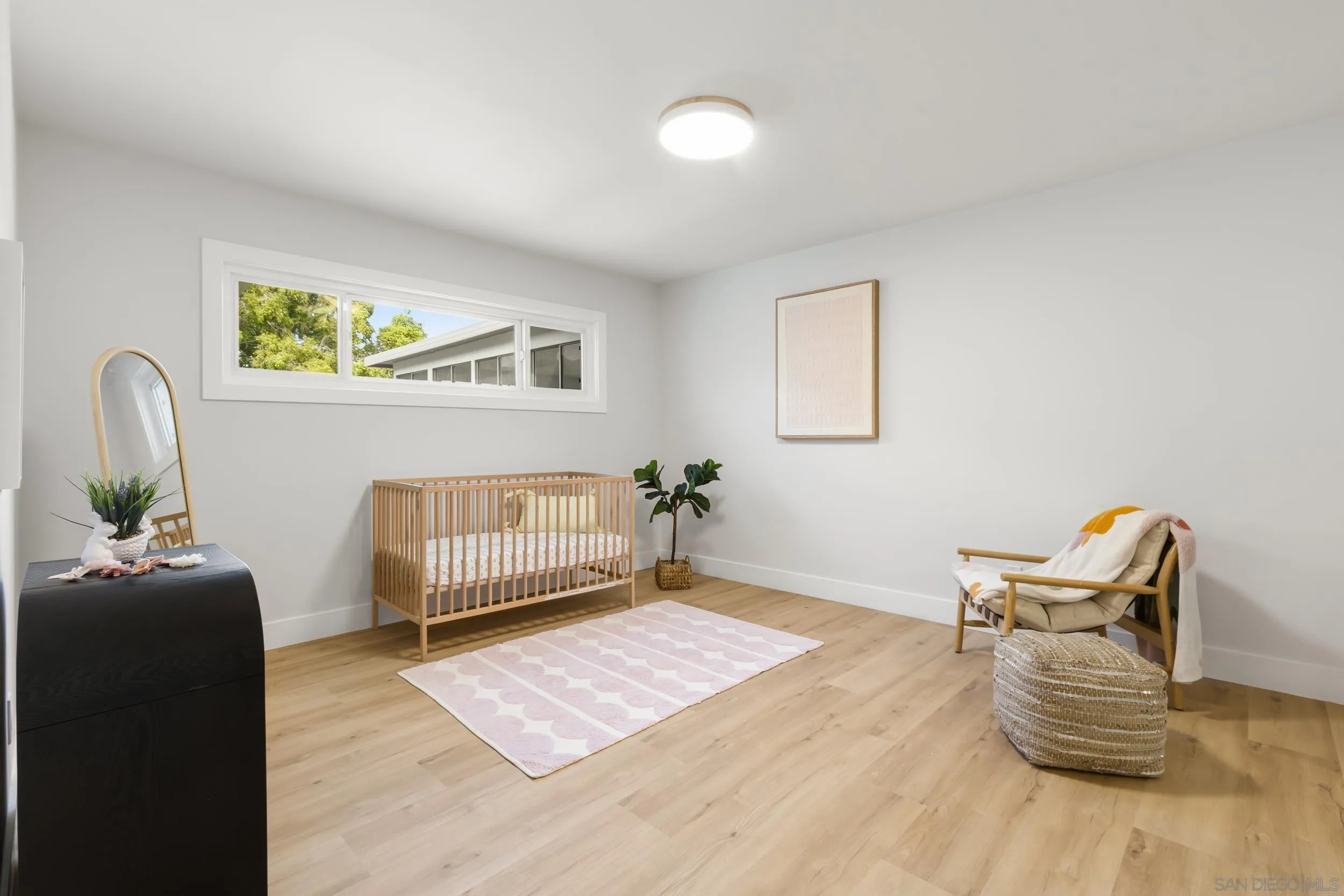 https://cdn.realtyfeed.com/cdn/127/260009141/8dd60b0d9cd49c43f2226a85f1bbe363.webp