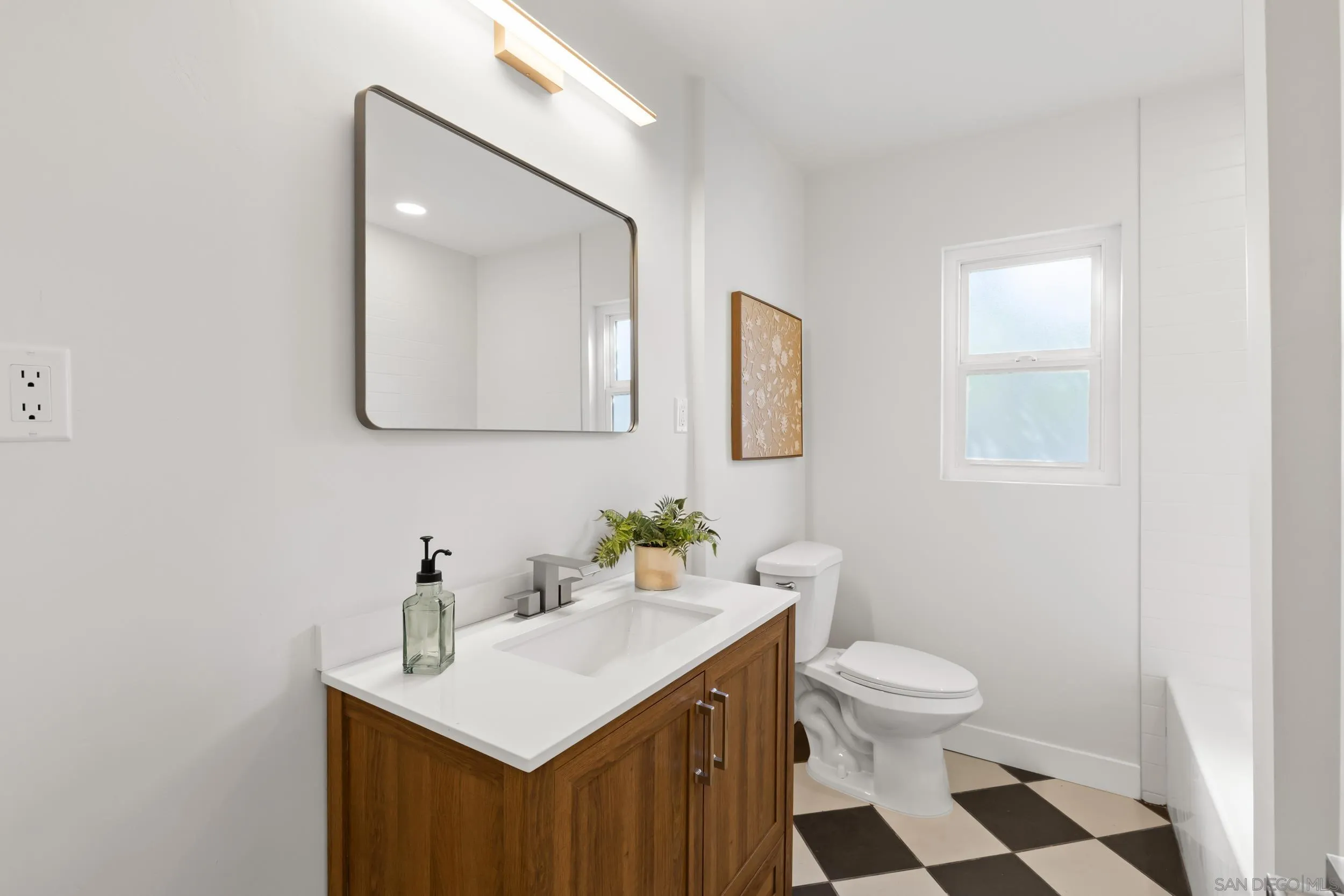 https://cdn.realtyfeed.com/cdn/127/260009141/92d5765e10265222f9120d16cc1d4b2c.webp
