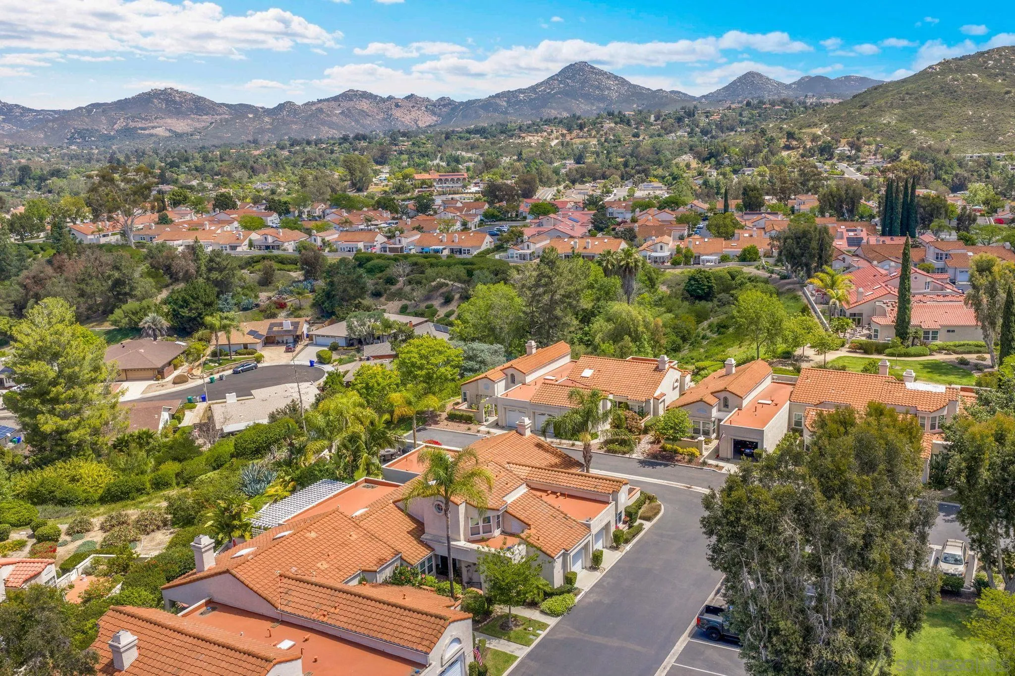 https://cdn.realtyfeed.com/cdn/127/260009144/05e1e2560f20ba872141874b2912e984.webp