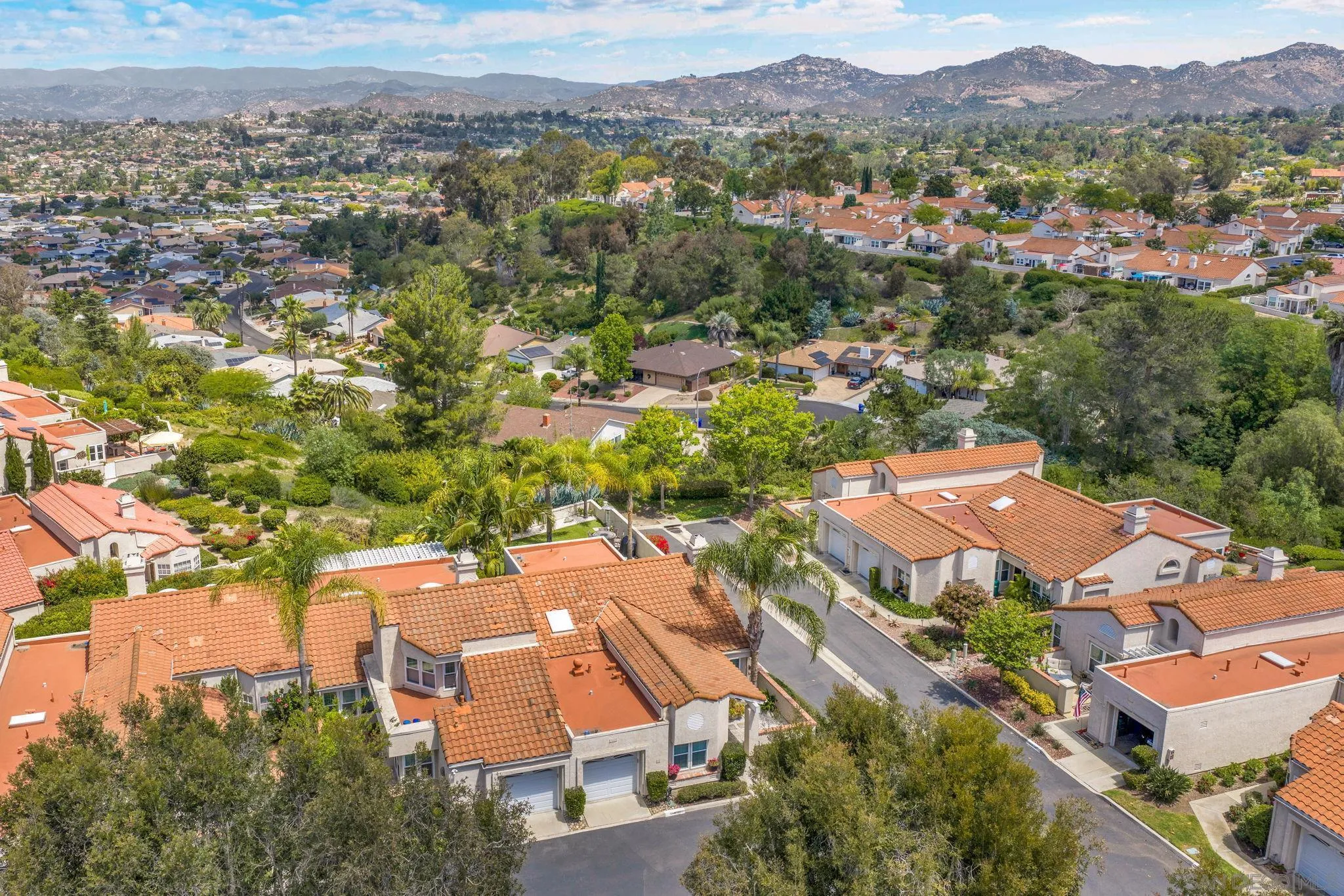 https://cdn.realtyfeed.com/cdn/127/260009144/731563b73109660c02dca4fdb29959d5.webp