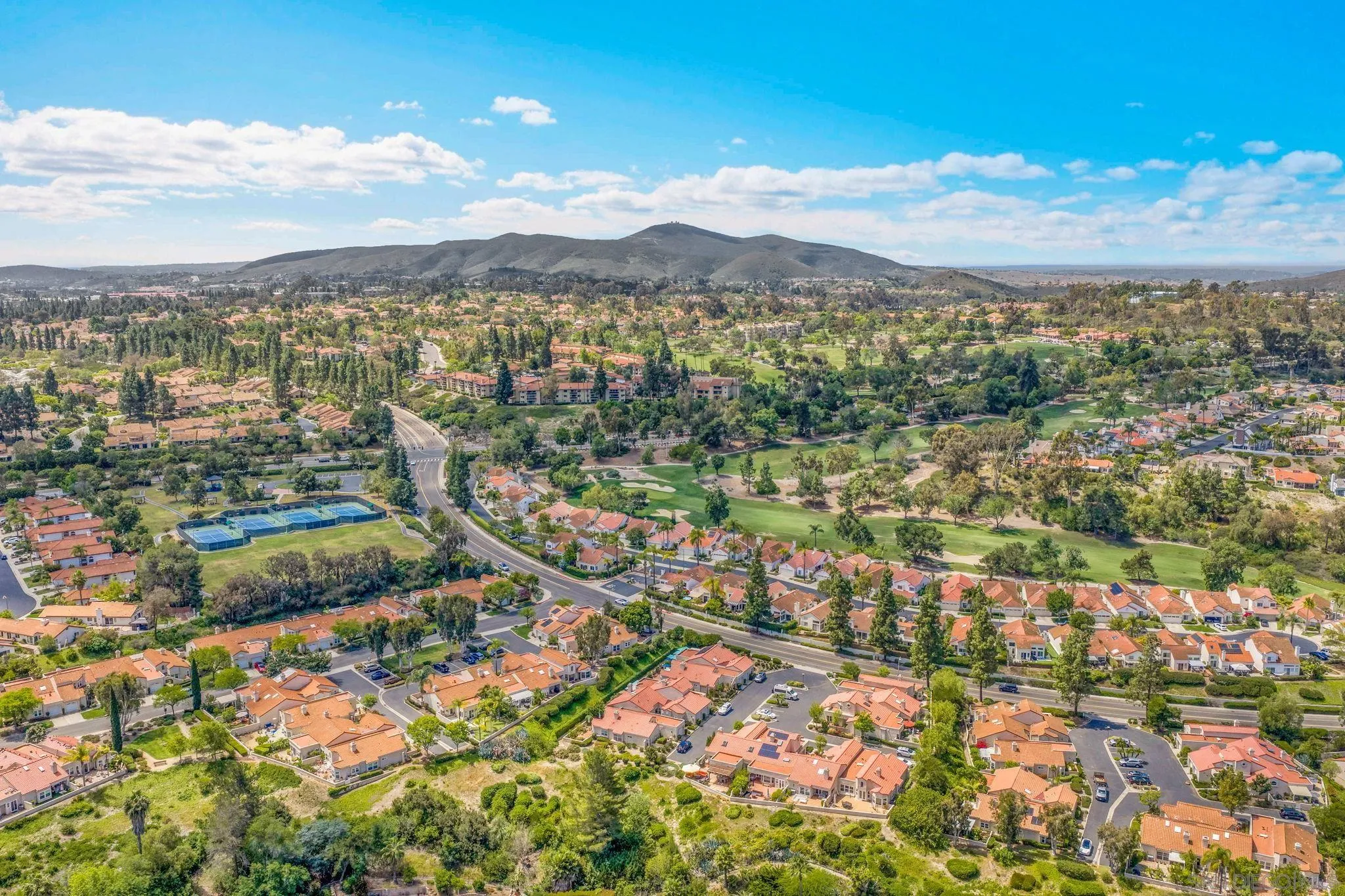https://cdn.realtyfeed.com/cdn/127/260009144/907e99650c87eeced7ba9876f8664f3c.webp