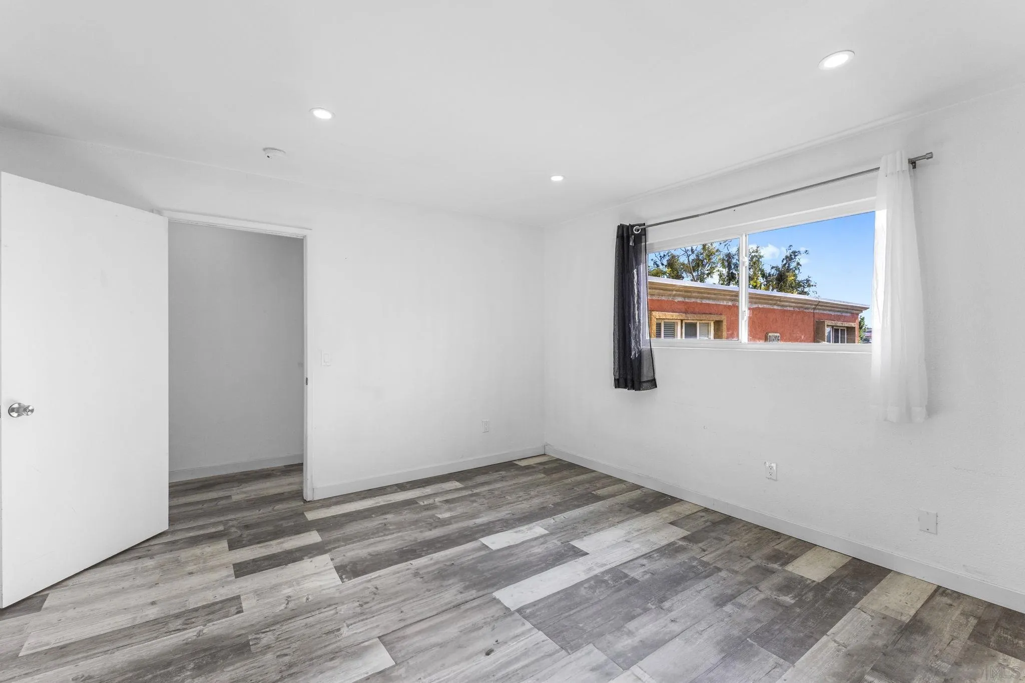 https://cdn.realtyfeed.com/cdn/127/260009145/250c39635b691386d43d3a58f5220ed8.webp