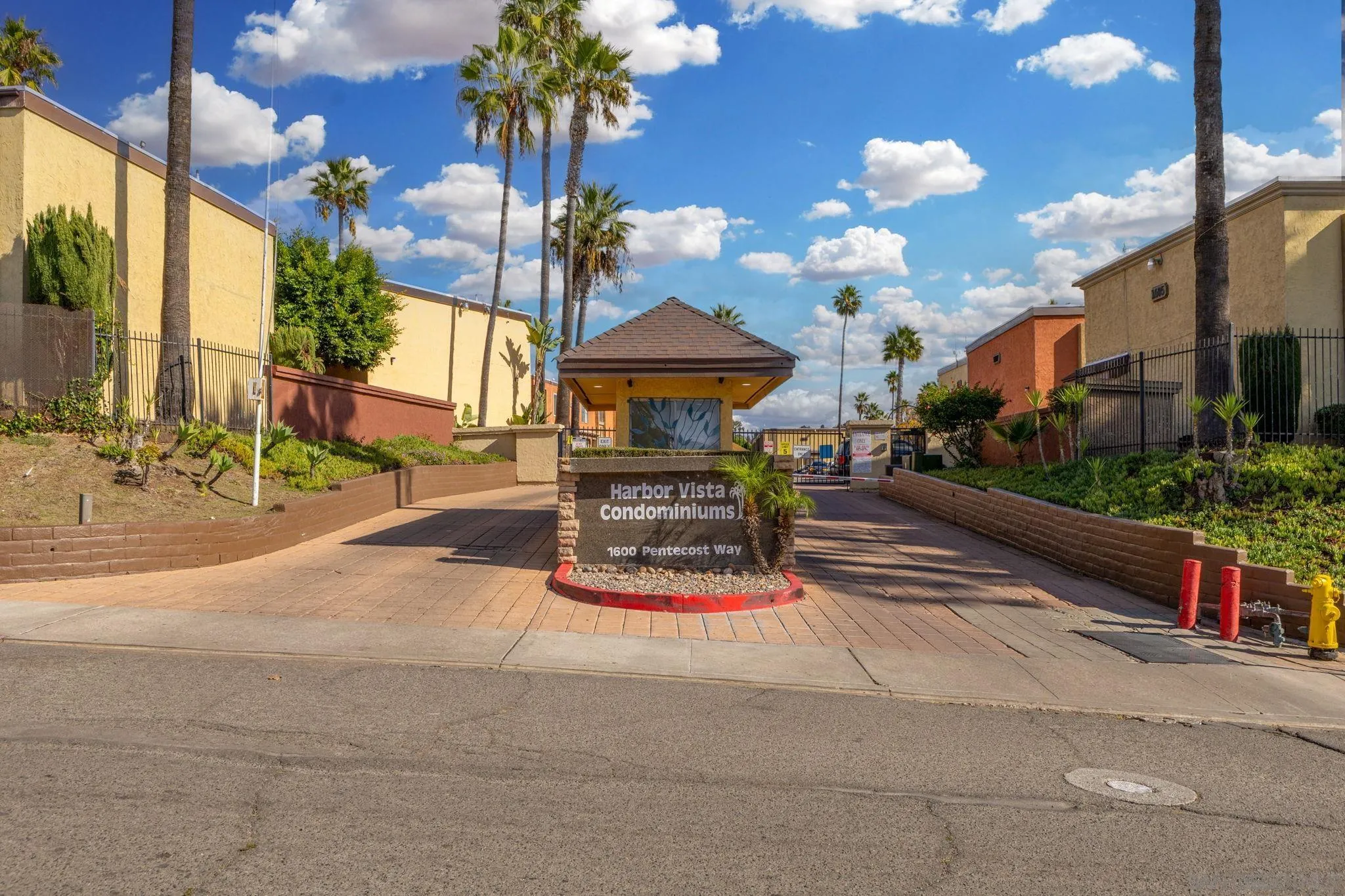 https://cdn.realtyfeed.com/cdn/127/260009145/679536b3a0e57fb82cdccfc6b022cc38.webp