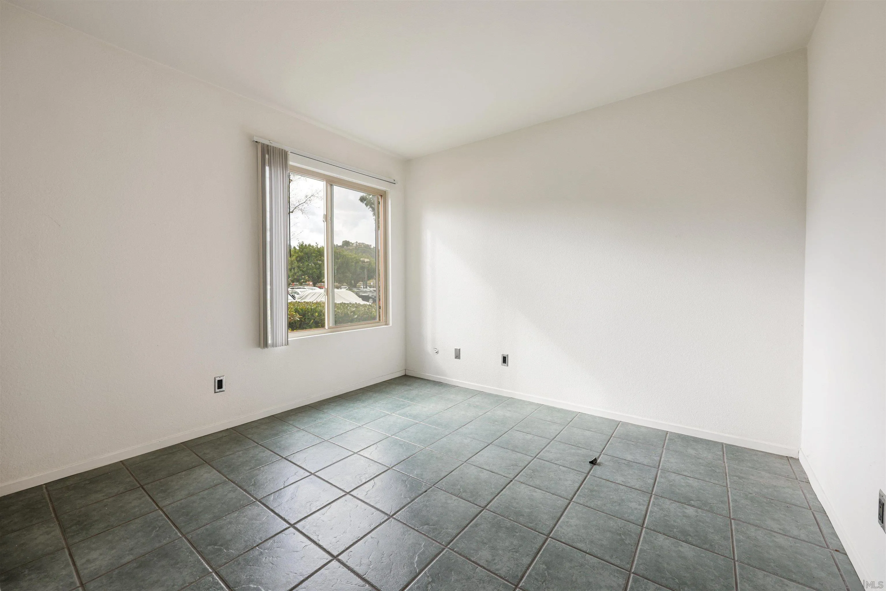 Photo #7: 260009147 Listing: Photo #7