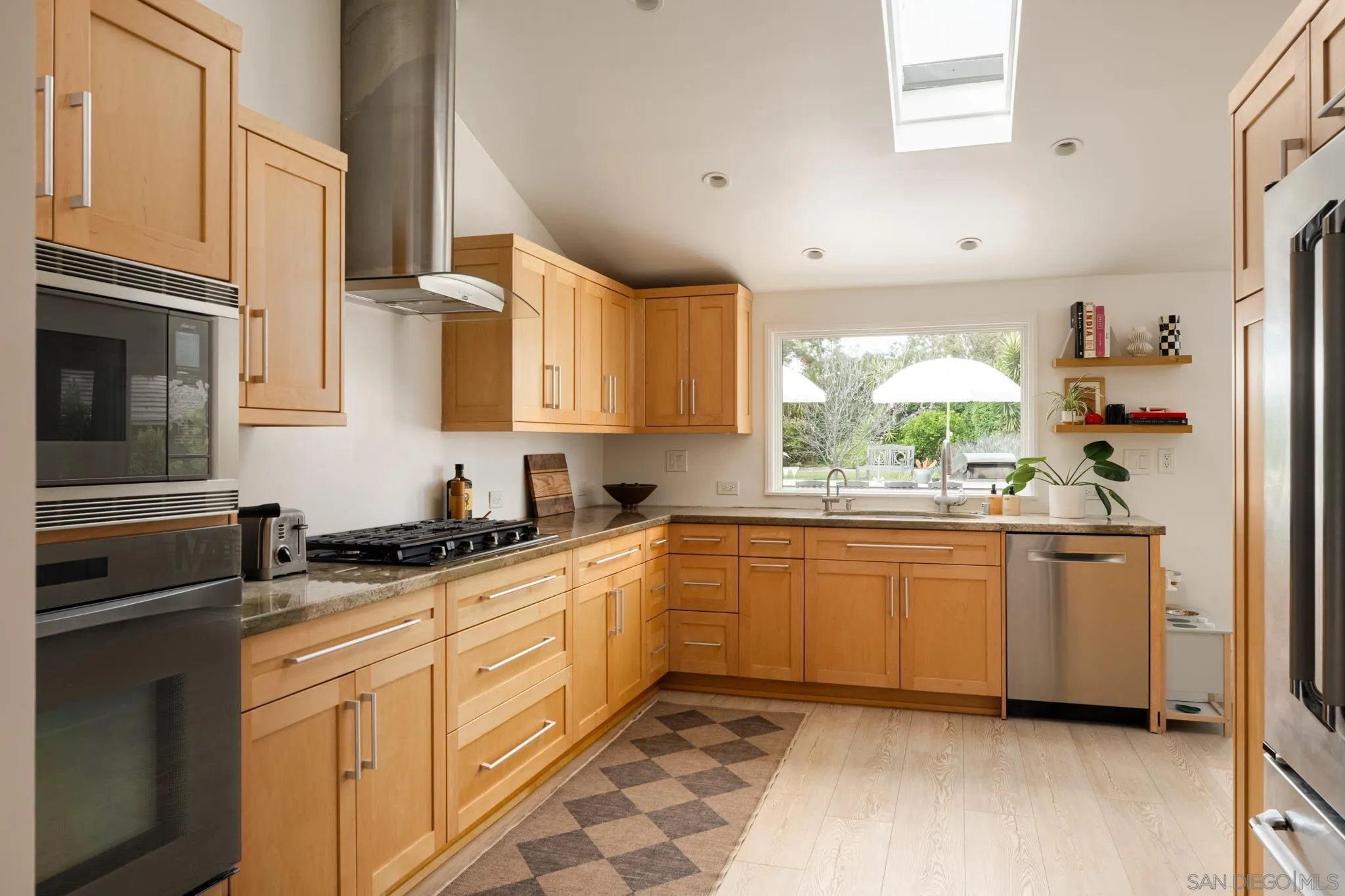 https://cdn.realtyfeed.com/cdn/127/260009148/3e59758d5189f1b4c3445cd536f4c68e.webp