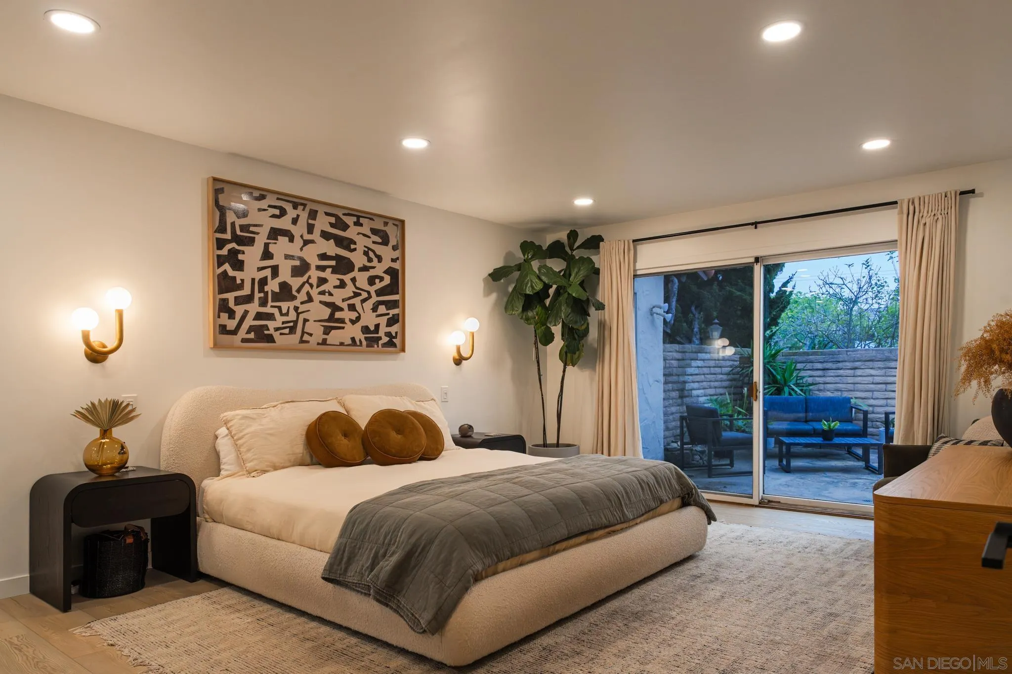 https://cdn.realtyfeed.com/cdn/127/260009148/749135c803c1a615c283138219c0e0e5.webp