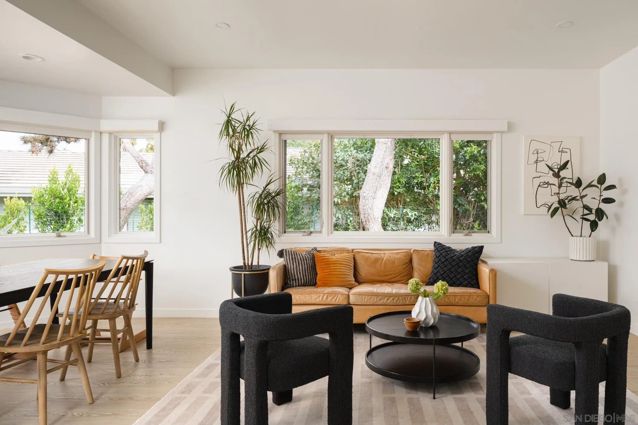 https://cdn.realtyfeed.com/cdn/127/260009148/db997f5616992c85384b5621173fd59a.webp
