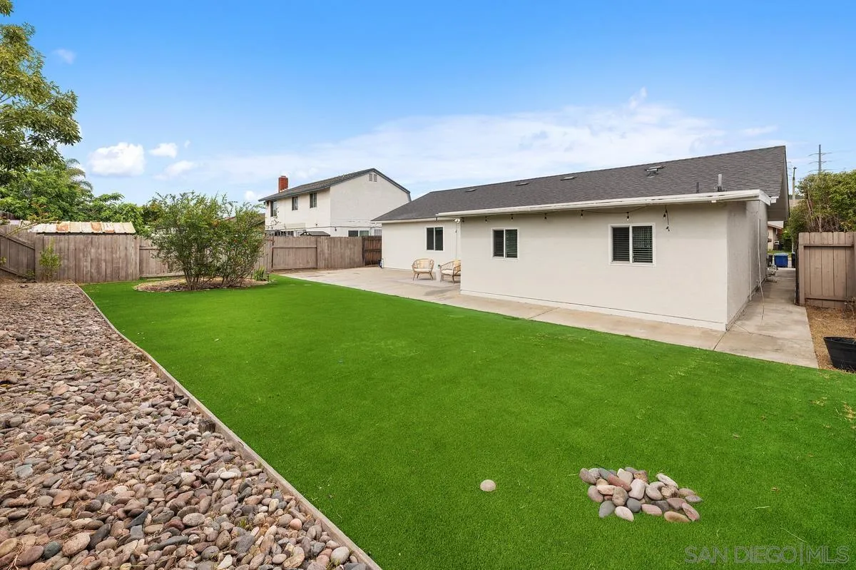 https://cdn.realtyfeed.com/cdn/127/260009150/cd6ec35c0f3824d80553eec17373a6c3.webp