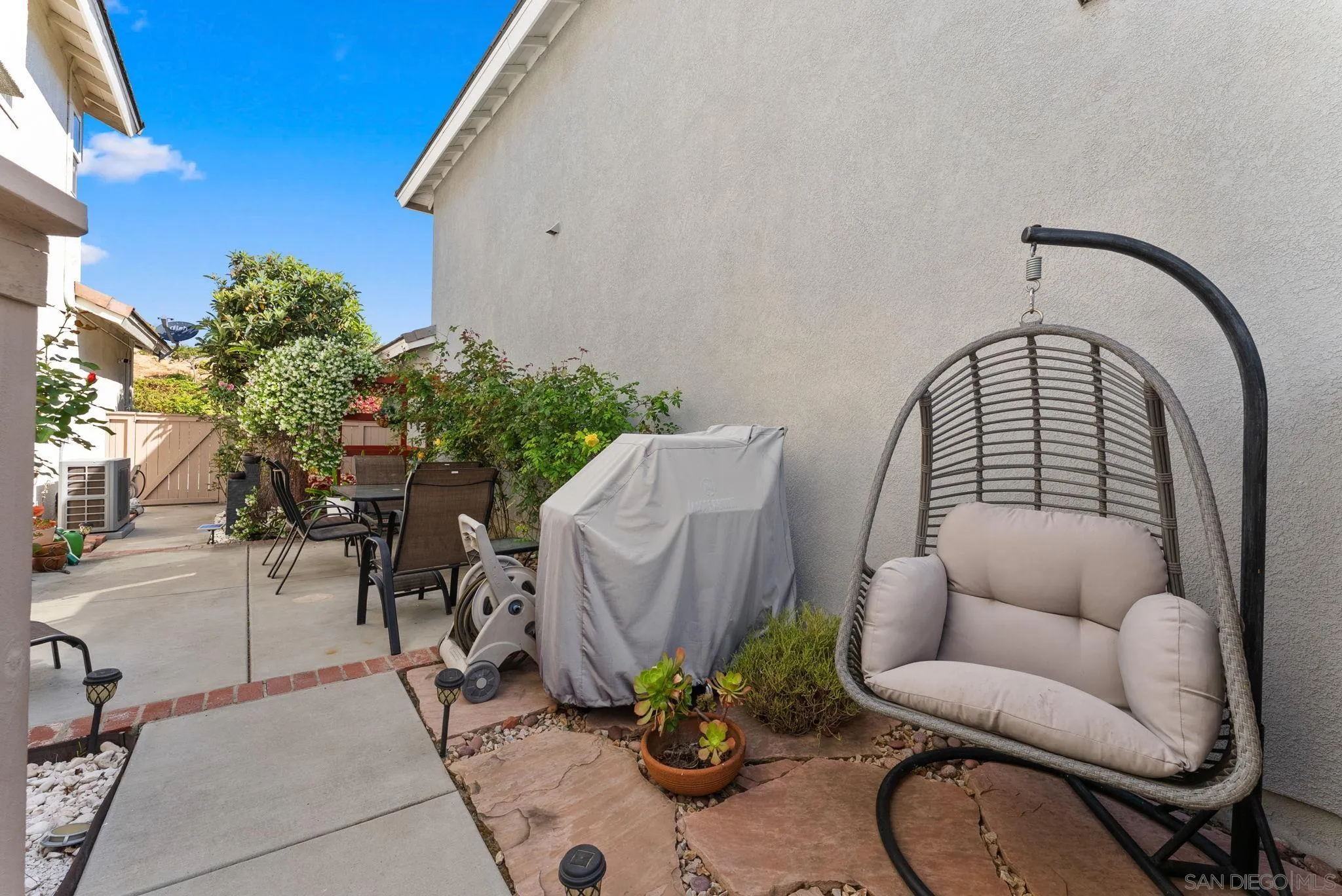 https://cdn.realtyfeed.com/cdn/127/260009151/86f843bce42edf974aada9e6827c60a7.webp