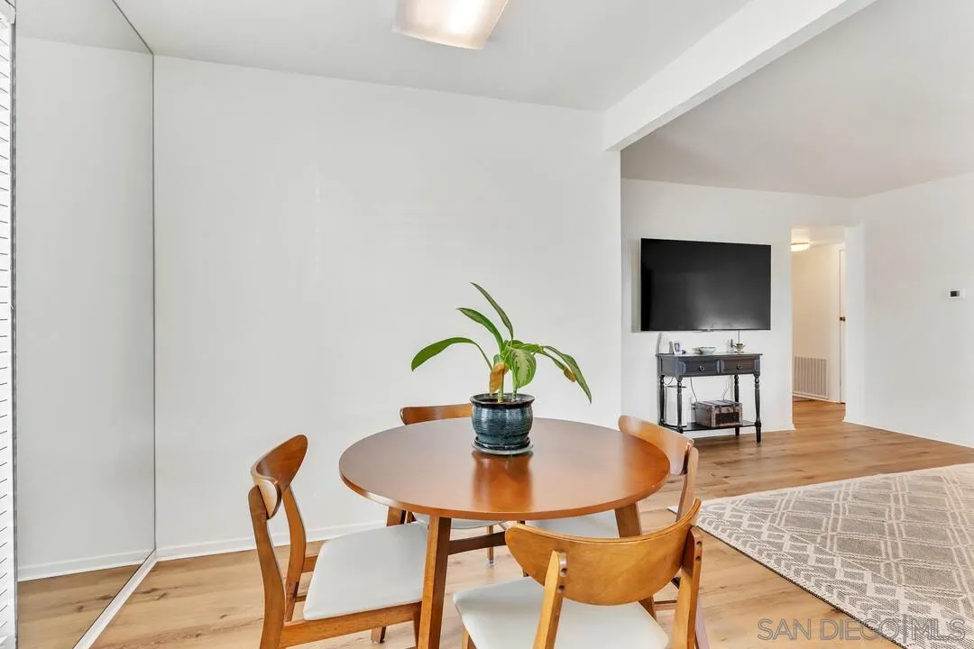 6878 Navajo Rd UNIT 43, San Diego, CA, 92119