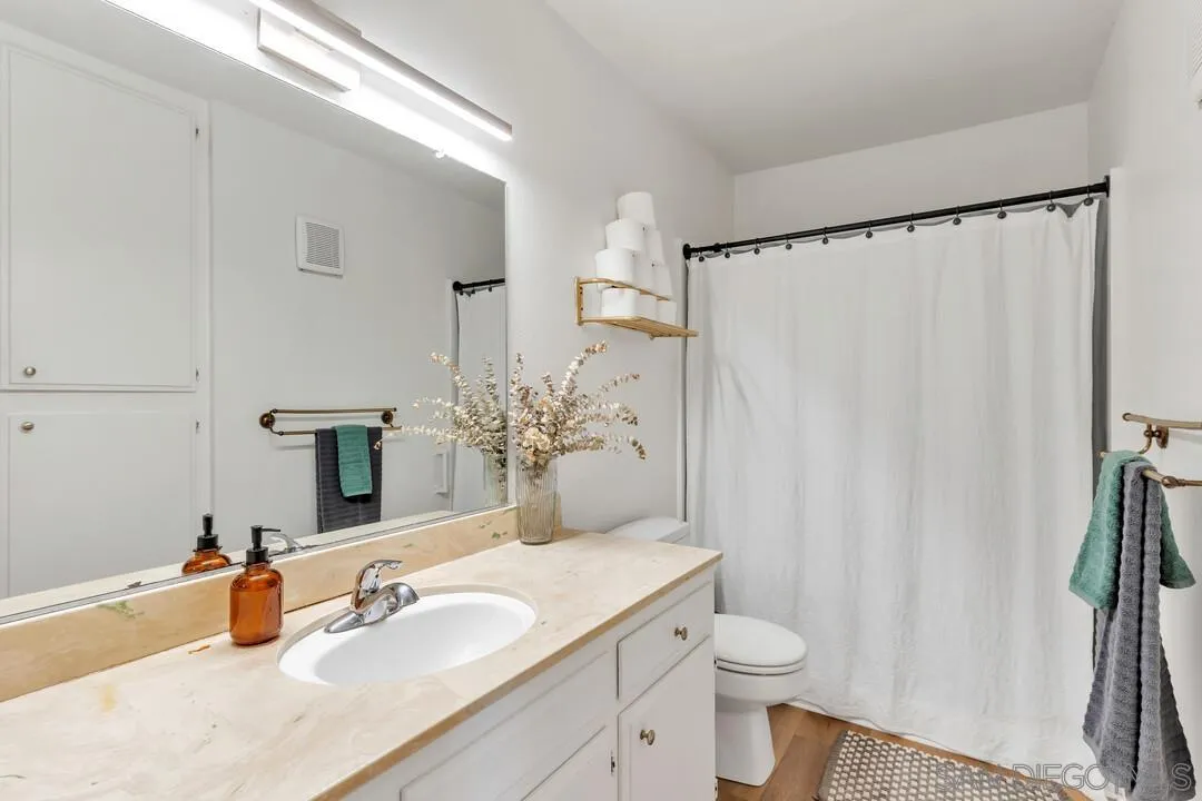 6878 Navajo Rd UNIT 43, San Diego, CA, 92119