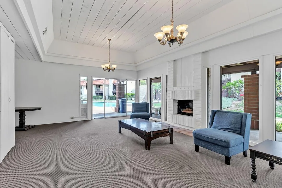 6878 Navajo Rd UNIT 43, San Diego, CA, 92119