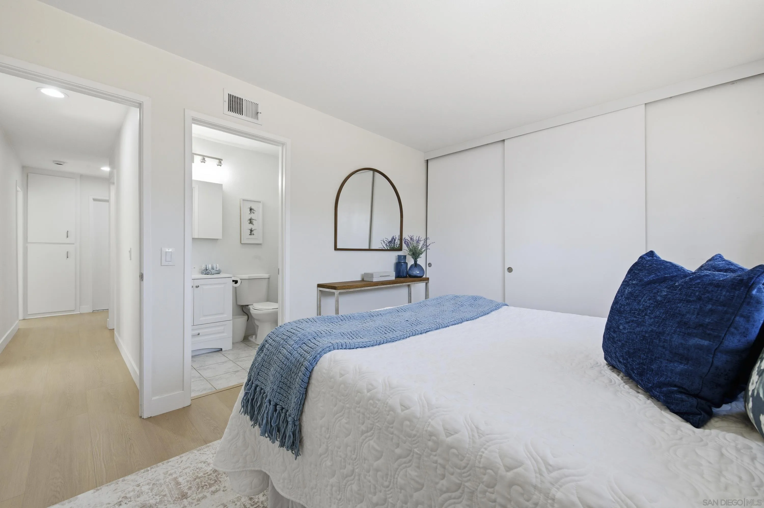 https://cdn.realtyfeed.com/cdn/127/260009157/cdd3fd9205675f61fcdeb4eddd354757.webp