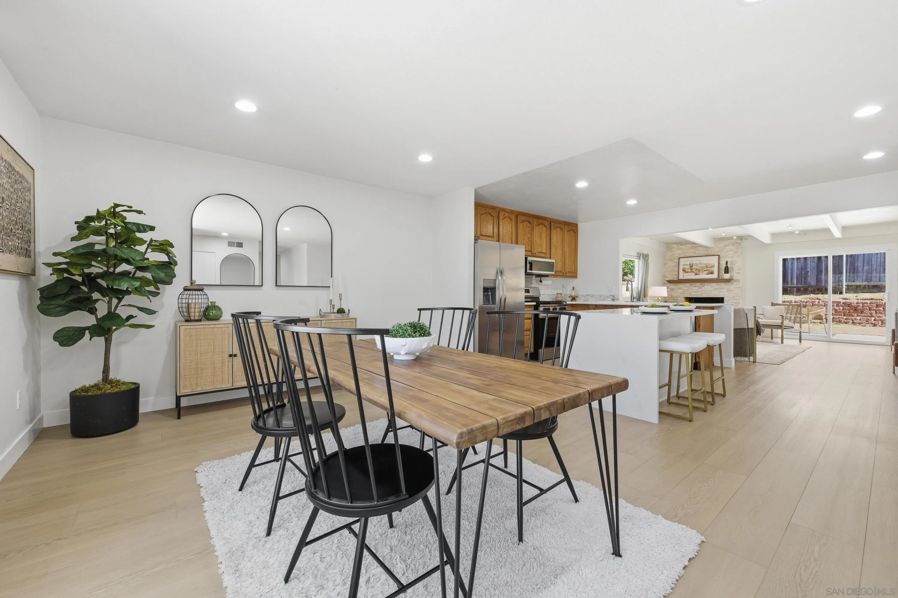 https://cdn.realtyfeed.com/cdn/127/260009157/dc07cf8e8d4a583a00c88c088c3476ad.webp
