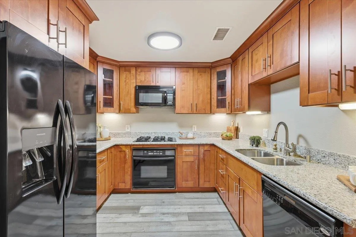Photo #12: 260009159 Listing: Photo #12