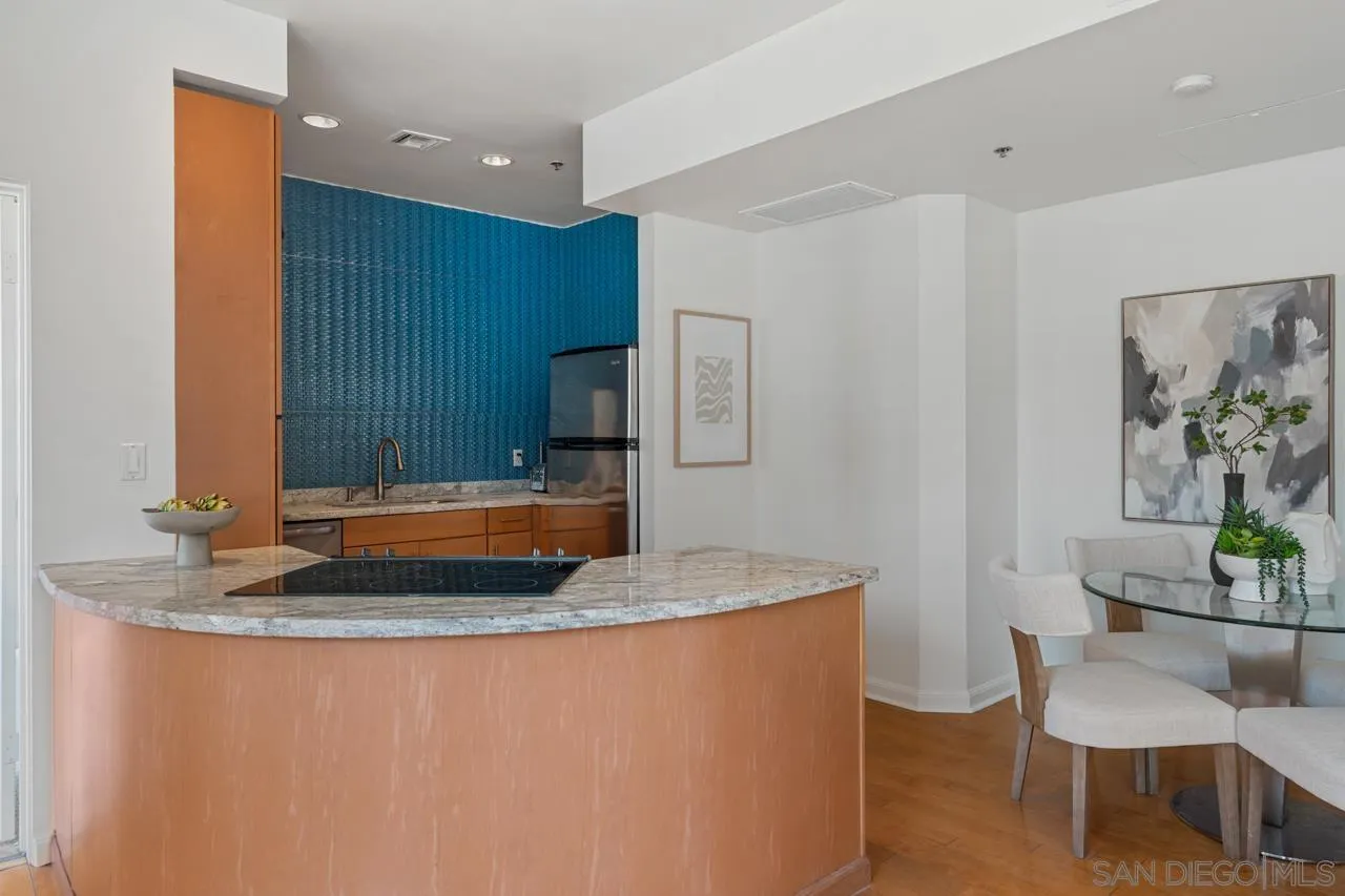 Photo #14: 260009161 Listing: Photo #14