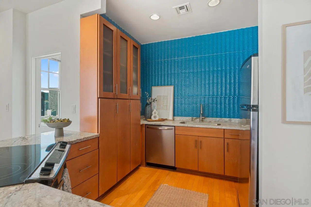 Photo #14: 260009161 Listing: Photo #14