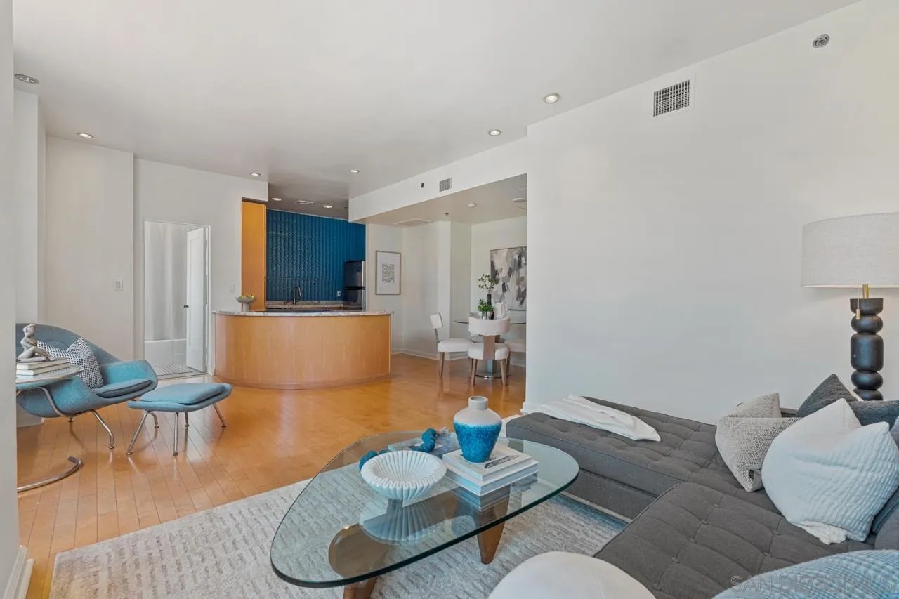Photo #17: 260009161 Listing: Photo #17