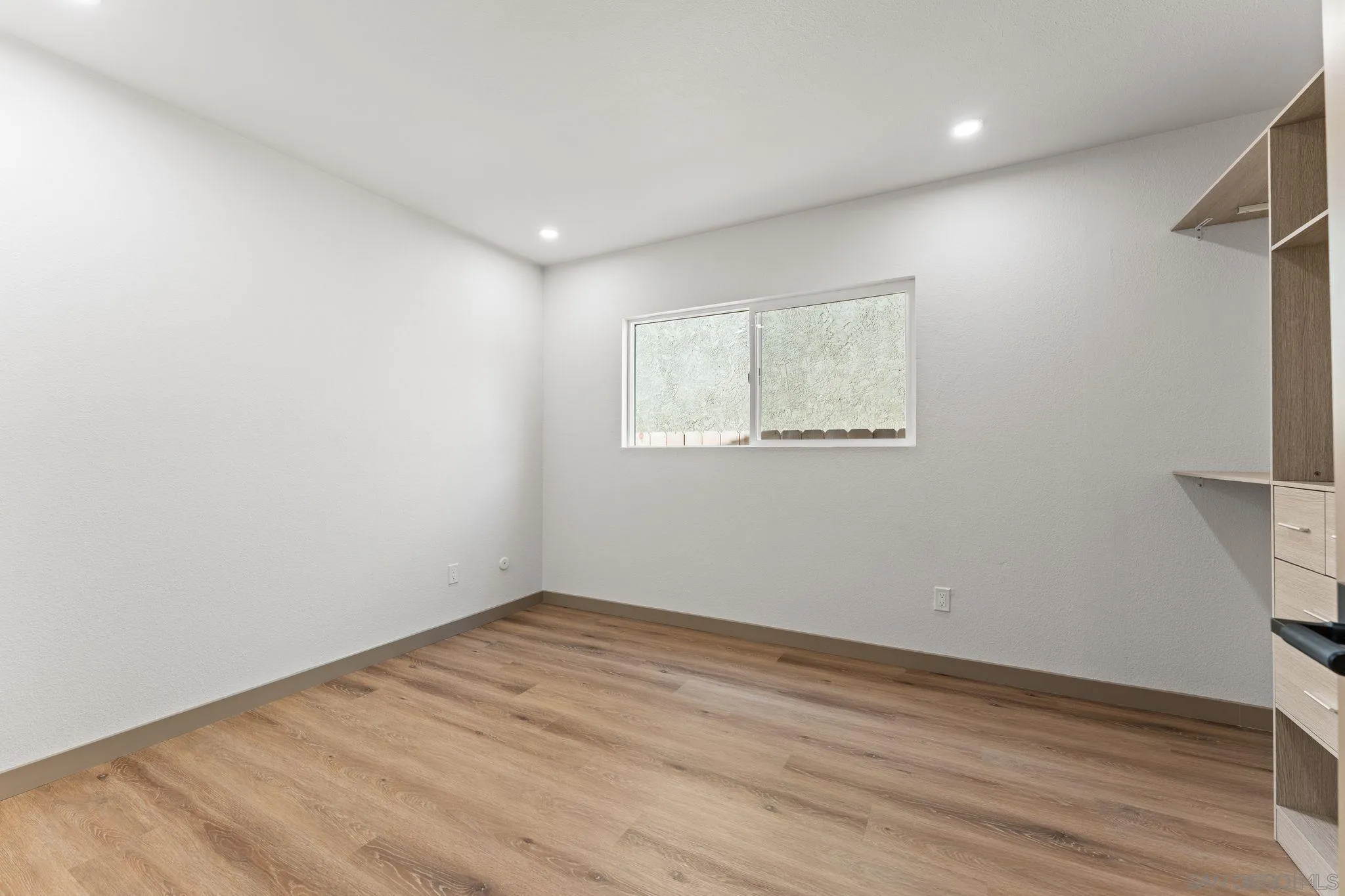 https://cdn.realtyfeed.com/cdn/127/260009163/51acadf862d8d5744a14df1640932ffa.webp