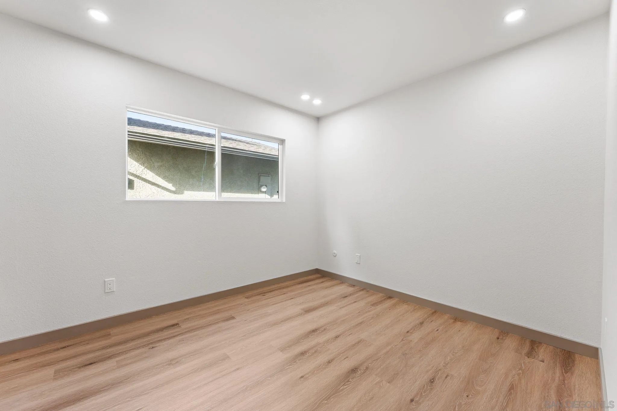 https://cdn.realtyfeed.com/cdn/127/260009163/c515b778787e868122472e0a5820d4e4.webp