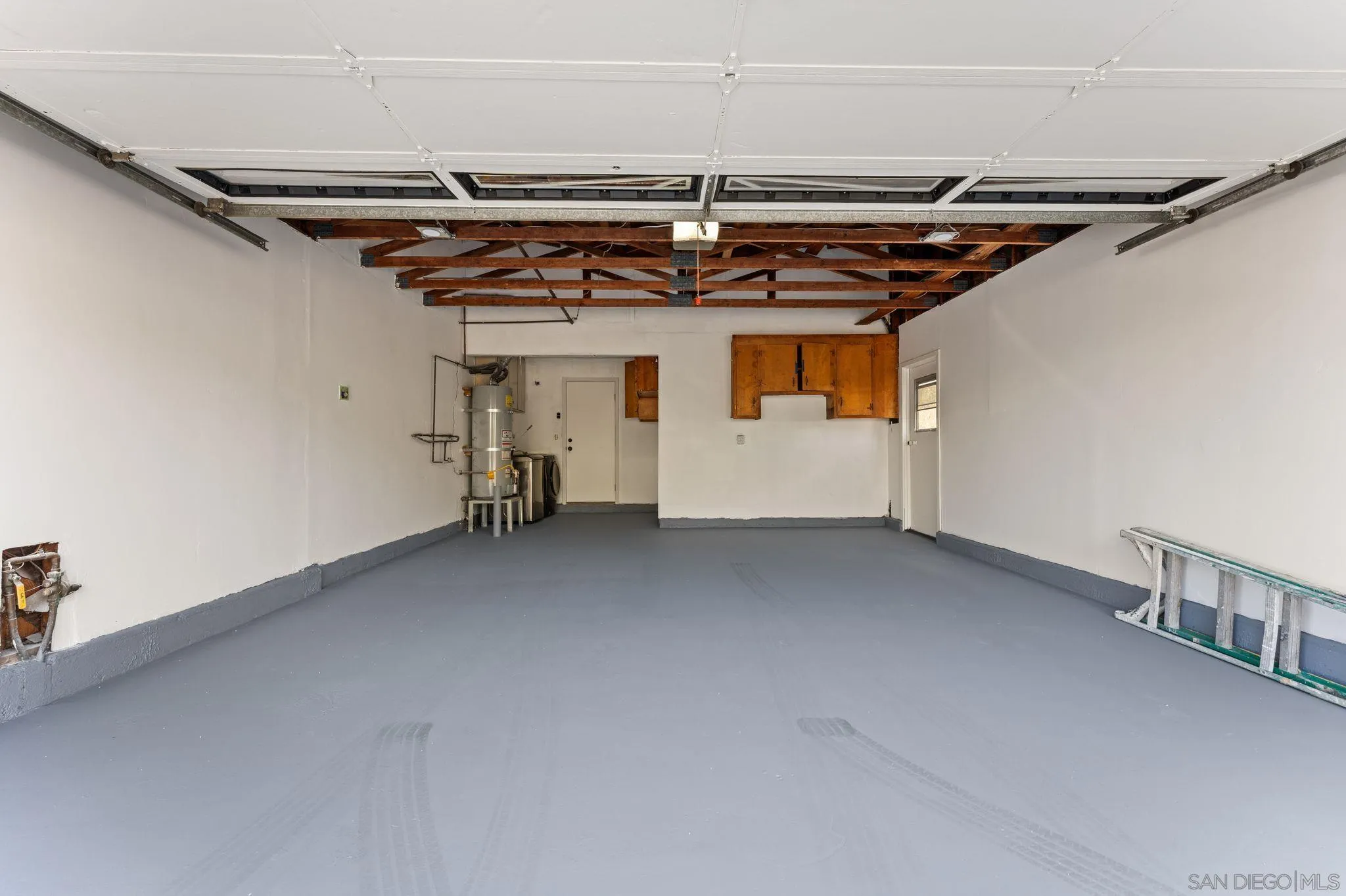 https://cdn.realtyfeed.com/cdn/127/260009163/f748c43d37d6dacc02db036632da4ba7.webp