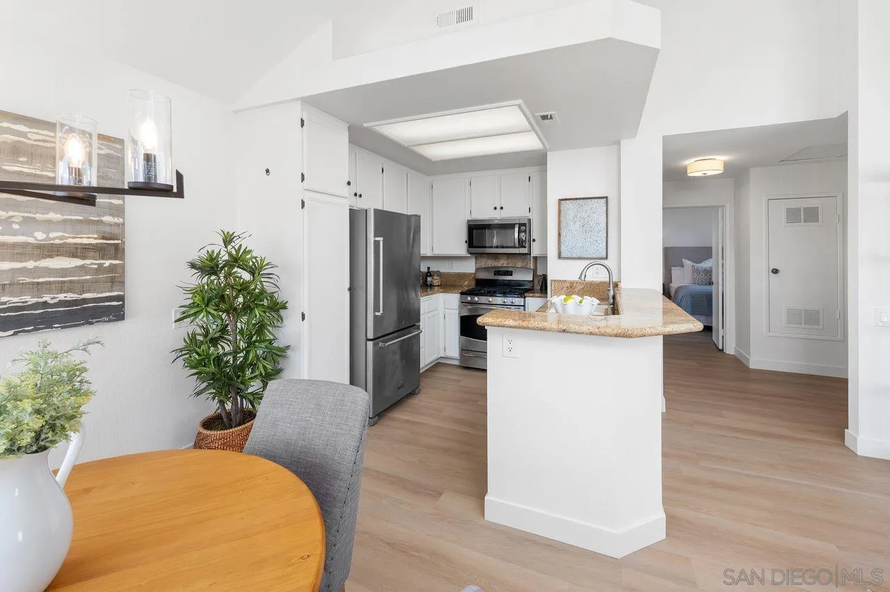 https://cdn.realtyfeed.com/cdn/127/260009168/7b090df9d365c011acd70eca622cd8a3.webp