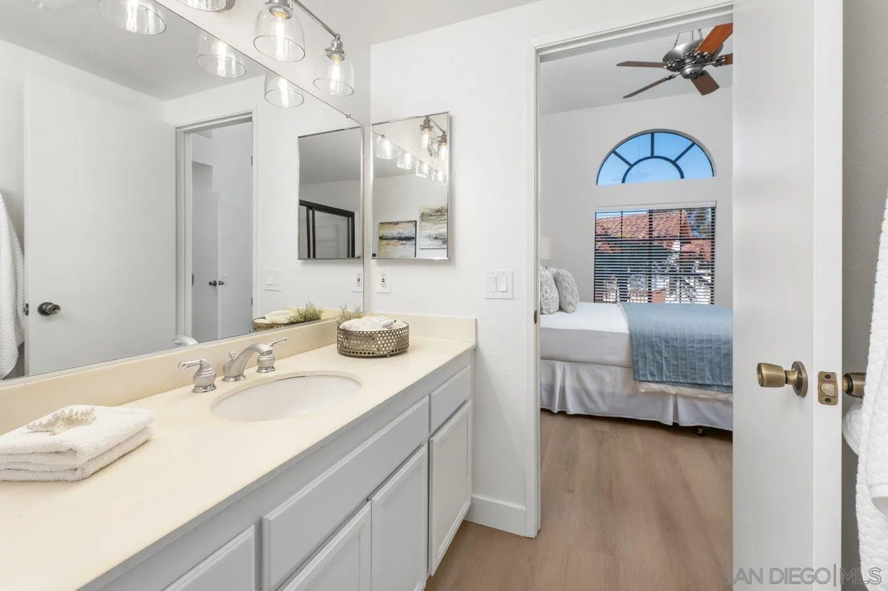 Photo #15: 260009168 Listing: Photo #15