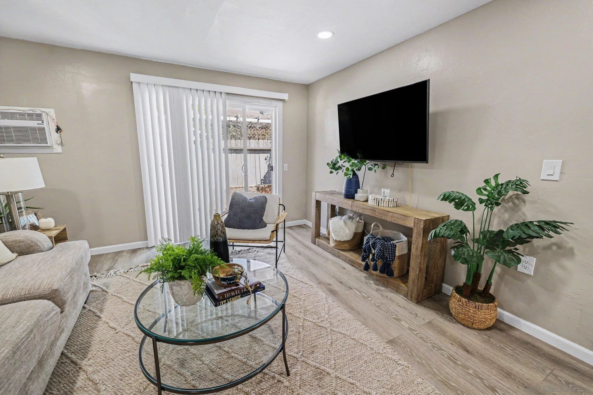 Photo #6: 260009173 Listing: Photo #6