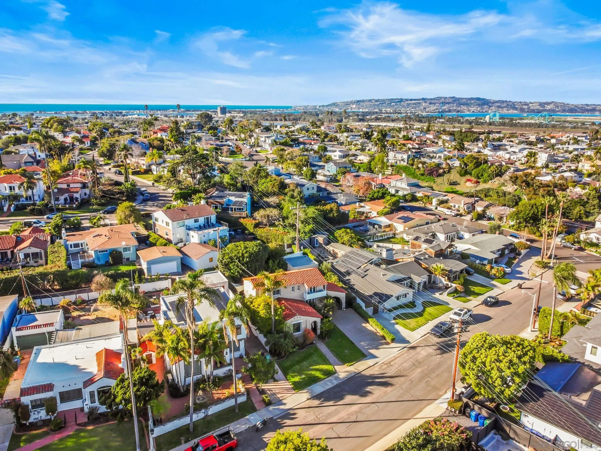 https://cdn.realtyfeed.com/cdn/127/260009174/779c829bd4d71a5848073ade8c525cb4.webp