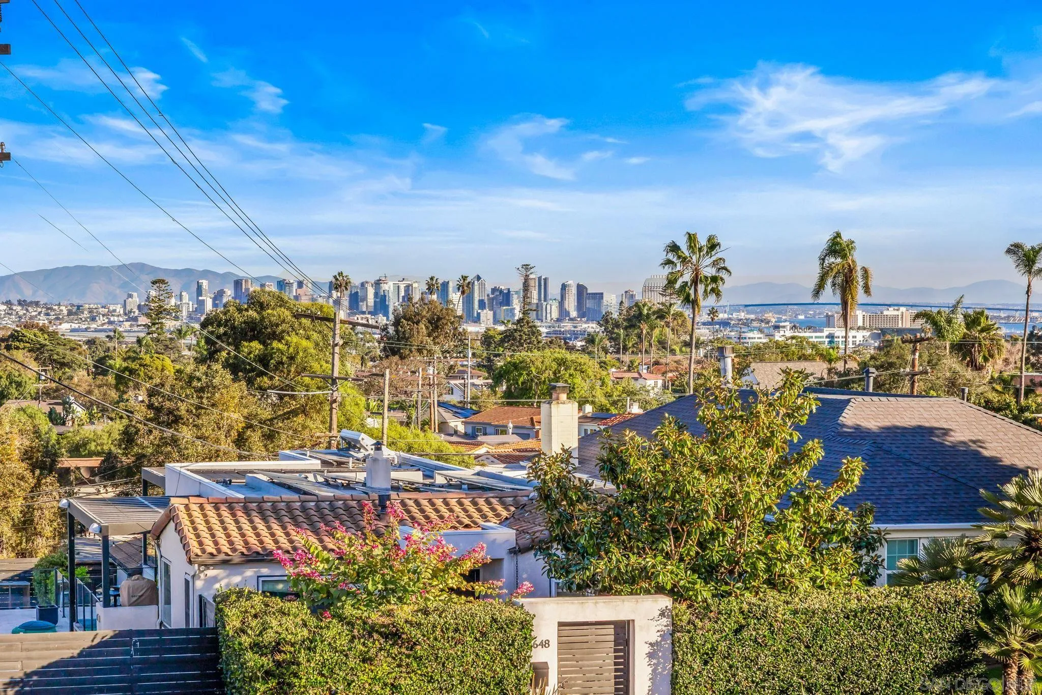https://cdn.realtyfeed.com/cdn/127/260009174/a1ae807be295348133bc0b53aad82a71.webp