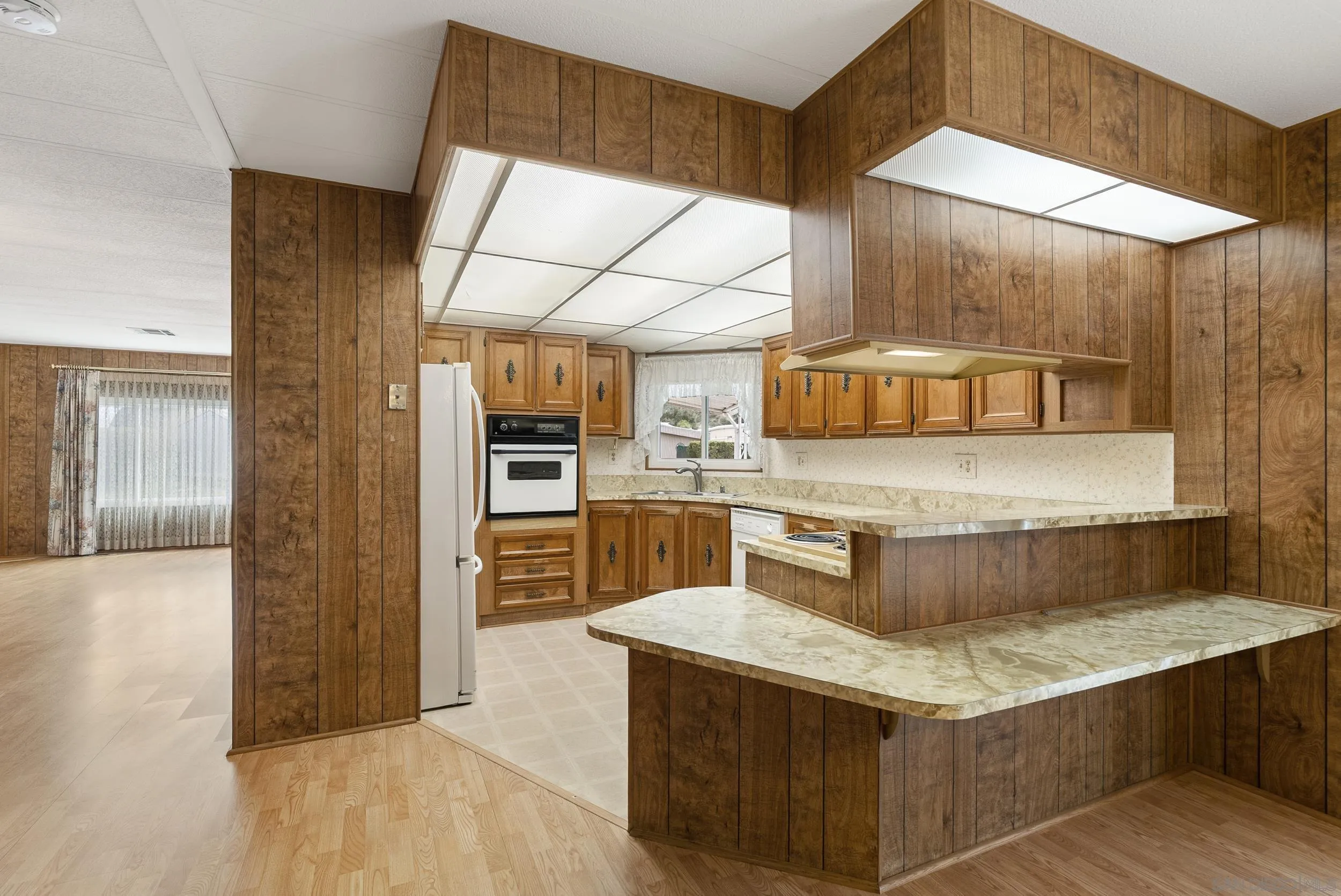 https://cdn.realtyfeed.com/cdn/127/260009184/b1a10a075b544c88e1270b4166b01e7f.webp