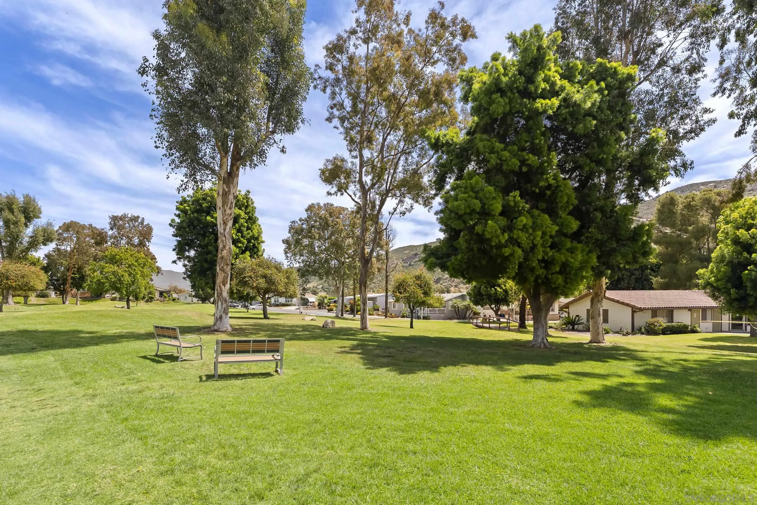 https://cdn.realtyfeed.com/cdn/127/260009184/ba8ac9233ae8c53352a0a2638d277da1.webp