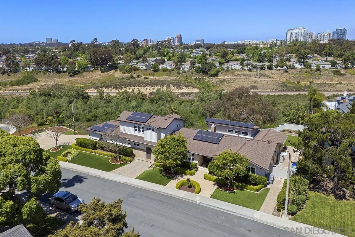 https://cdn.realtyfeed.com/cdn/127/260009187/1e6cdac5e2c61ede29ebe3dc68d69521.webp