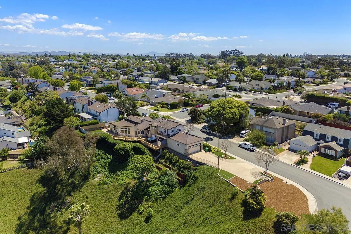 https://cdn.realtyfeed.com/cdn/127/260009187/23887ee2c26bead258ea382a3fb0903c.webp