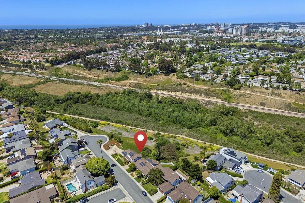 https://cdn.realtyfeed.com/cdn/127/260009187/2d143f192de7bcb57507c00222747e1c.webp