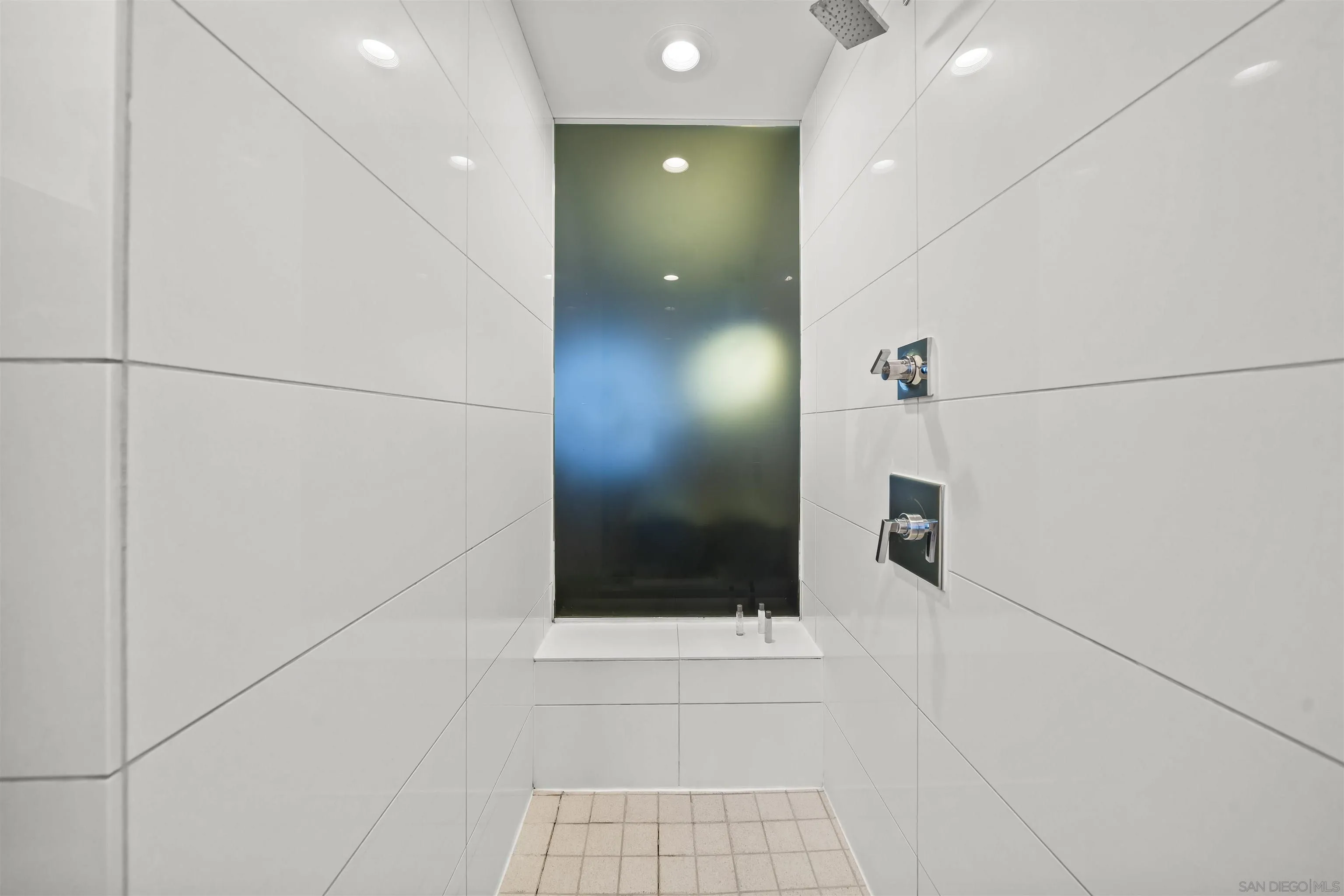 207 5th UNIT 950, San Diego, CA, 92101