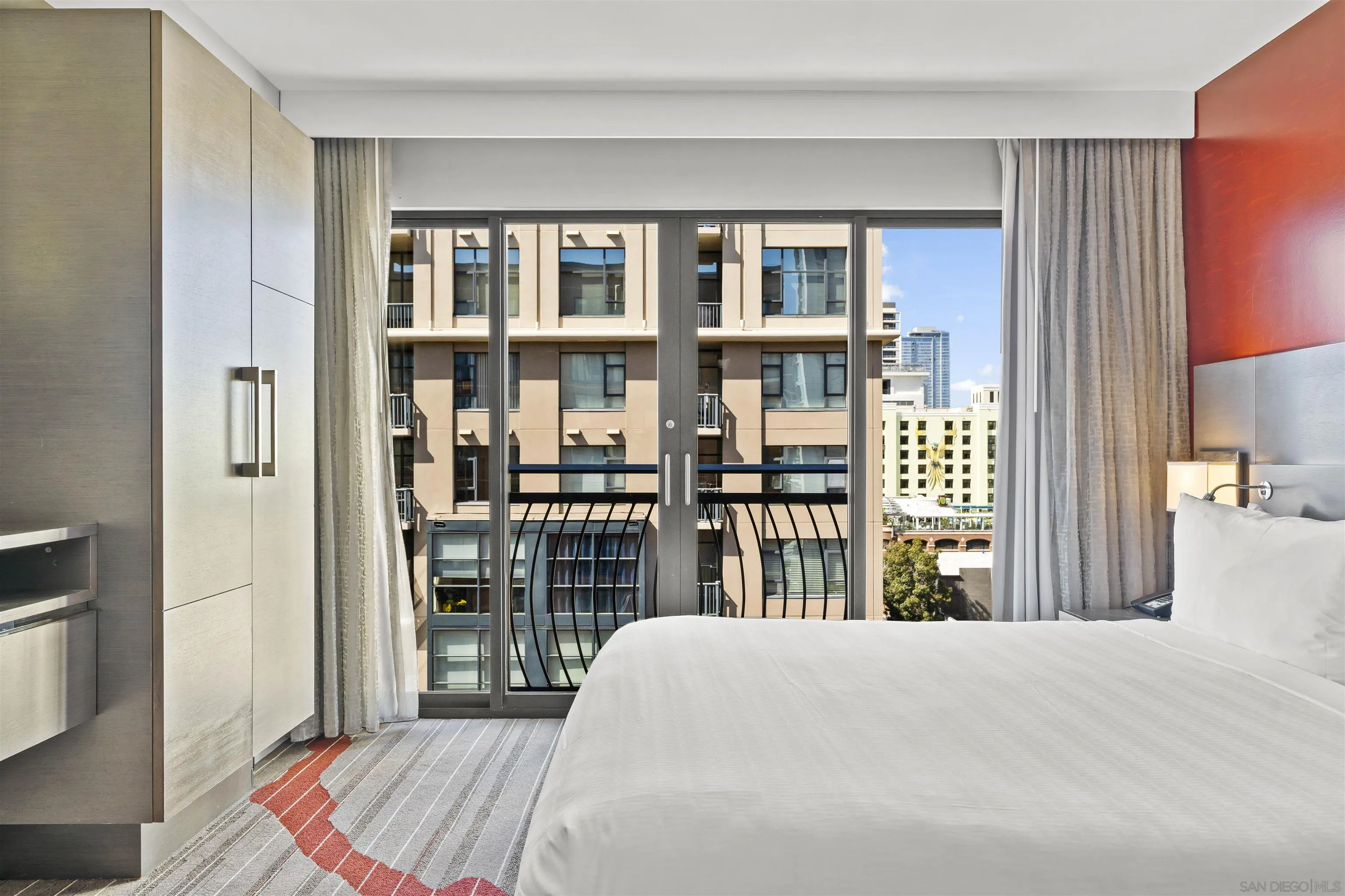 207 5th UNIT 950, San Diego, CA, 92101