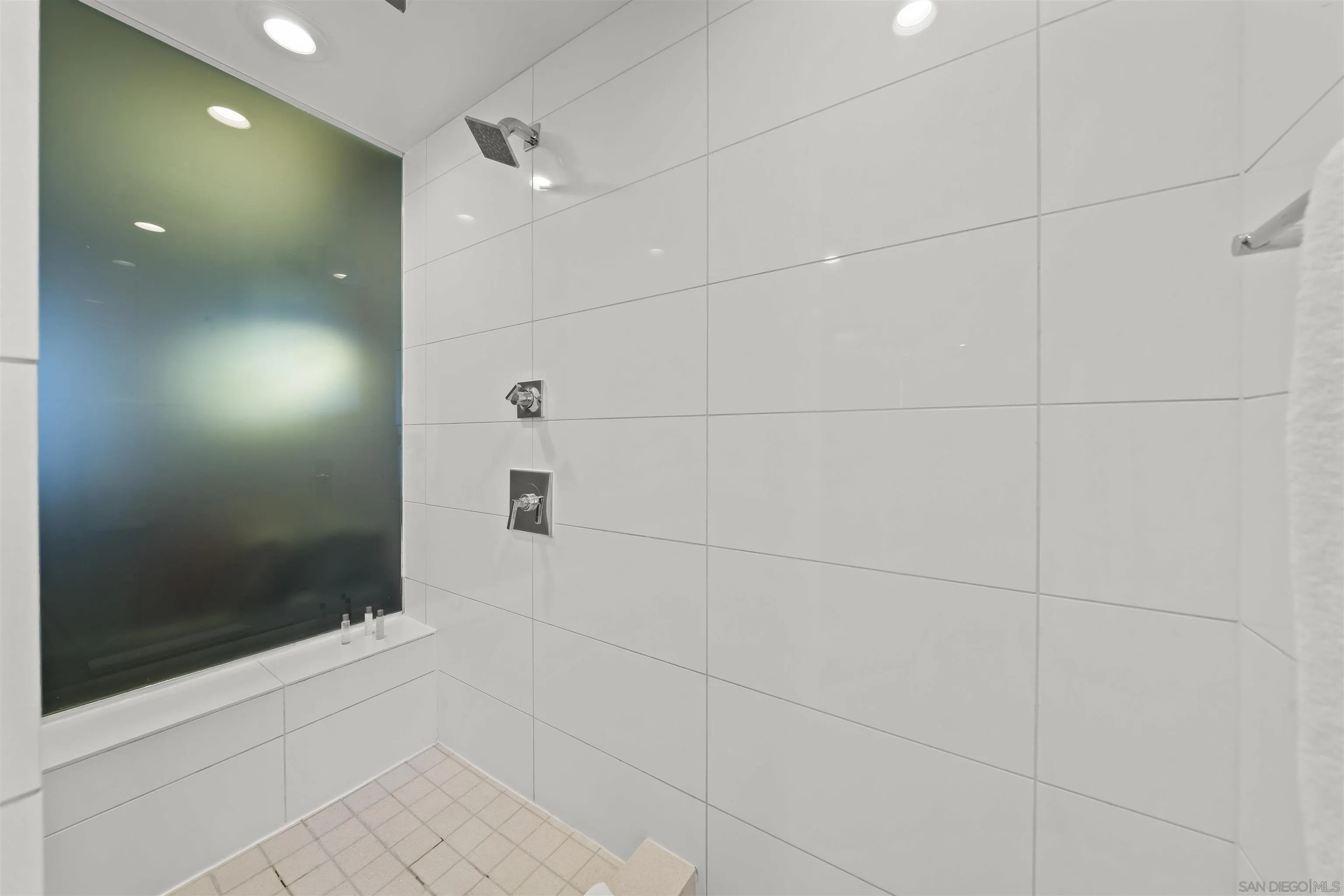 207 5th UNIT 950, San Diego, CA, 92101