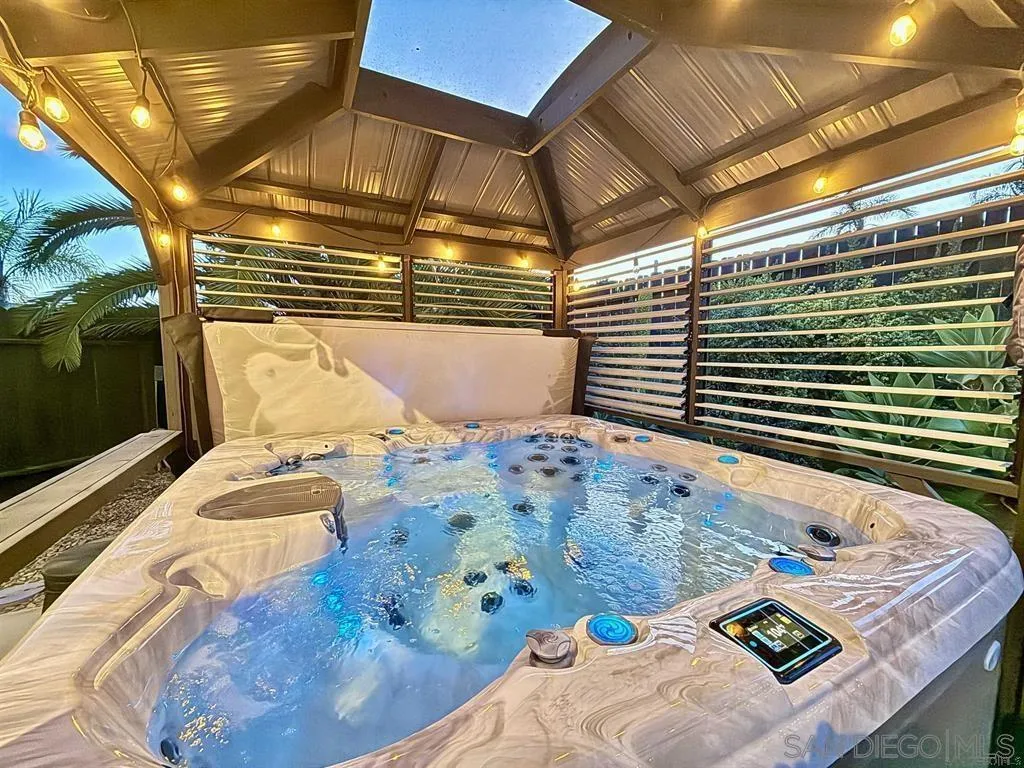 https://cdn.realtyfeed.com/cdn/127/260009190/00e7fbe07dcd72a15ef48ccc8b2d7245.webp