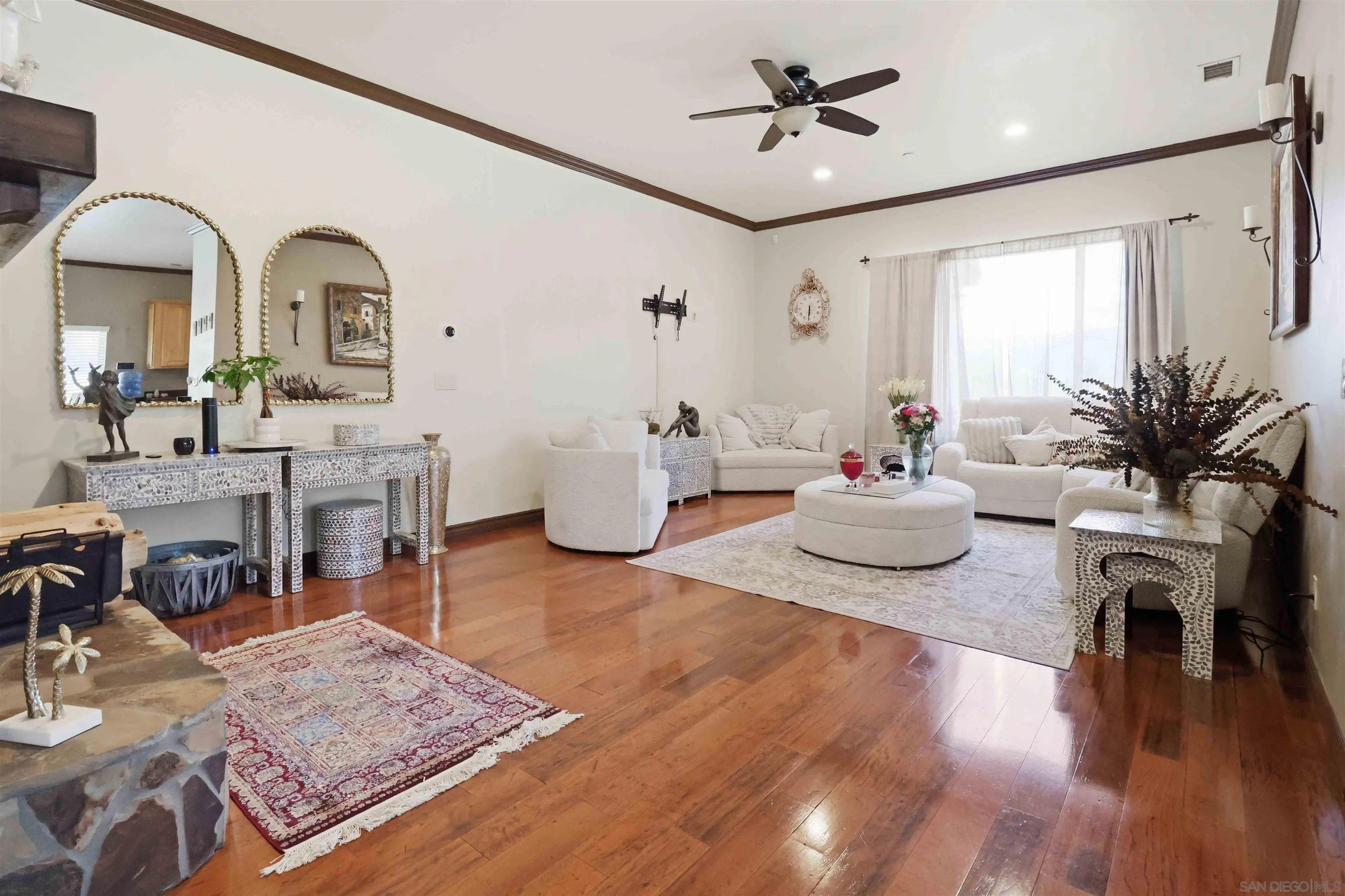 https://cdn.realtyfeed.com/cdn/127/260009190/42c72c7cc376058947268a66df10ebea.webp